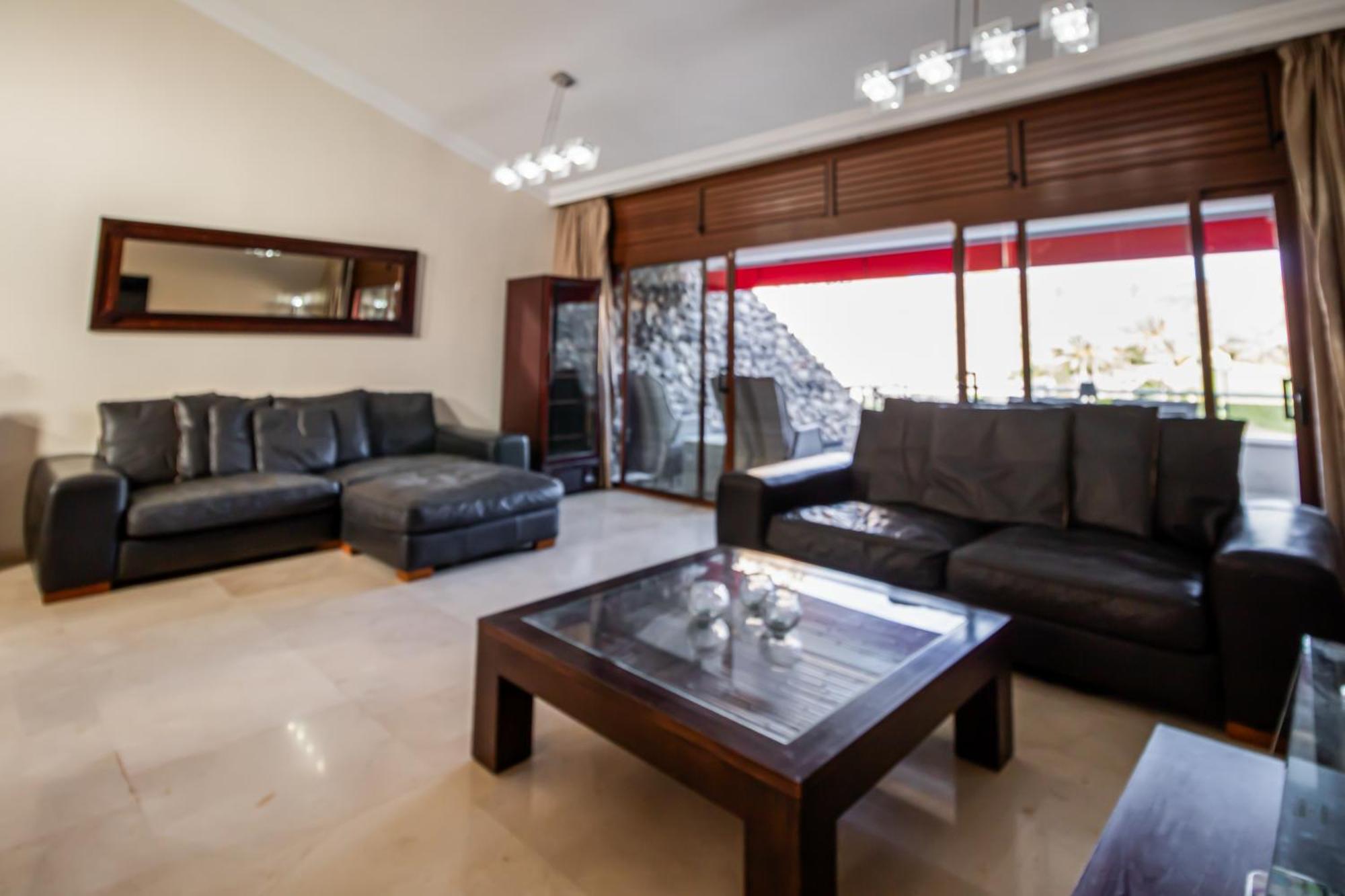 Oasis Tauro 3br Apartamento