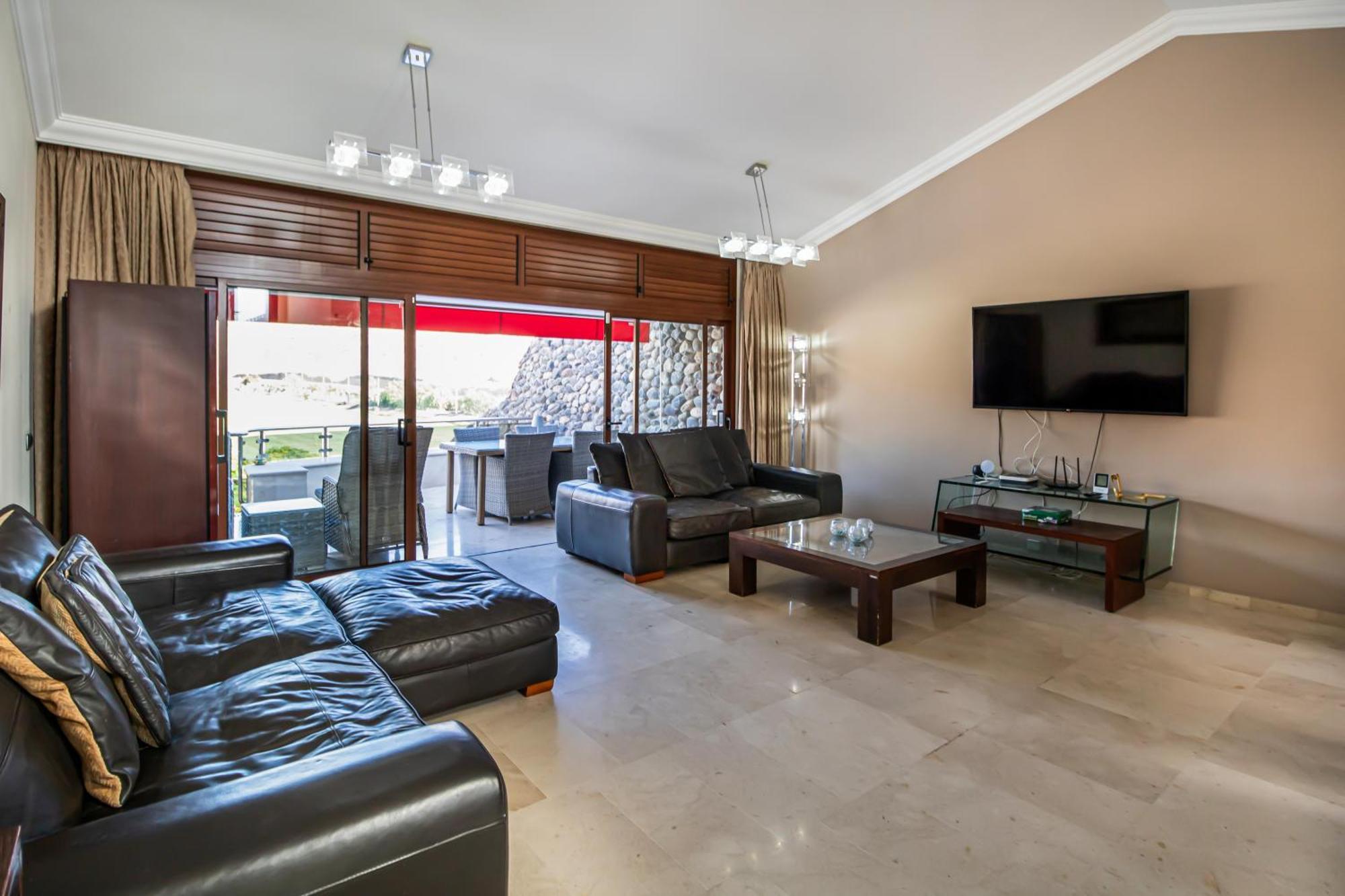 Oasis Tauro 3br *