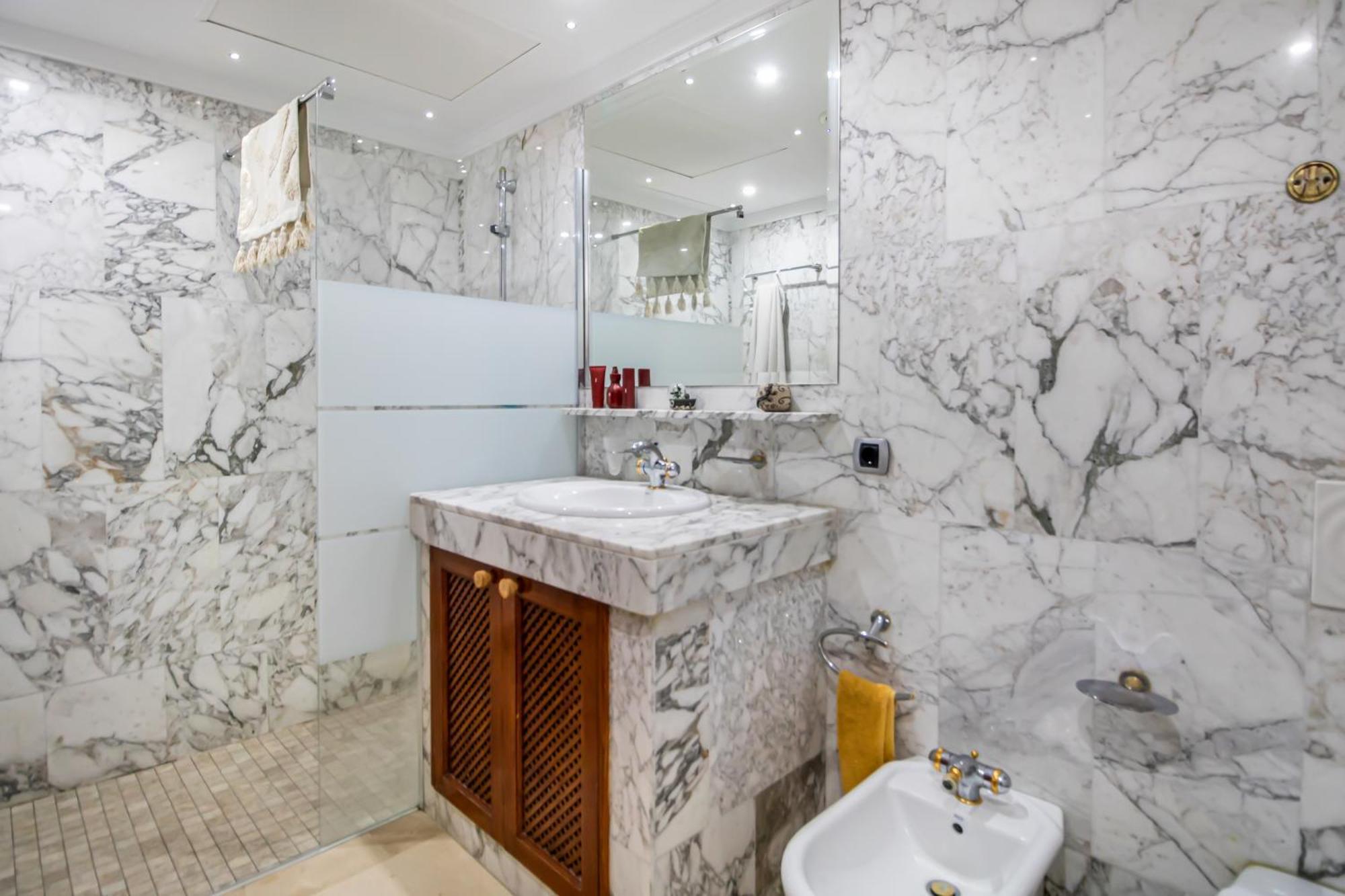 Oasis Tauro 3br