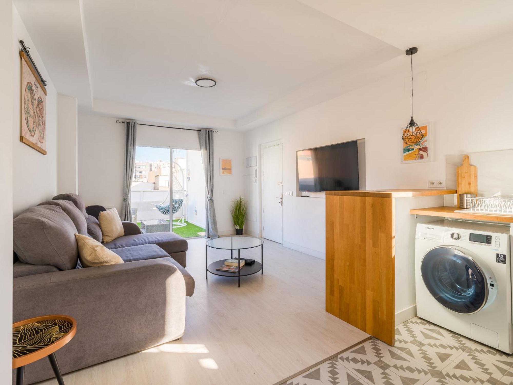 Atico Con Terraza Privada En Mesa Y Lopez Apartamento *