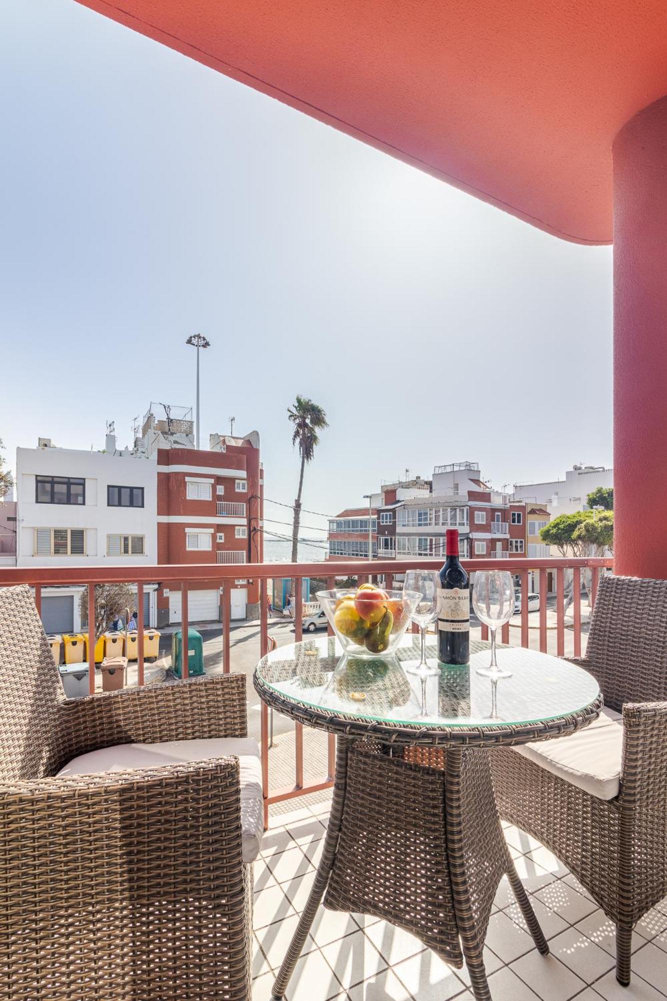 With Terrace Views Apartamento
