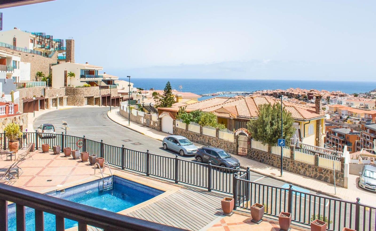 Magnificent 5-star With Sea View, Jacuzzi And Pool Apartamento *