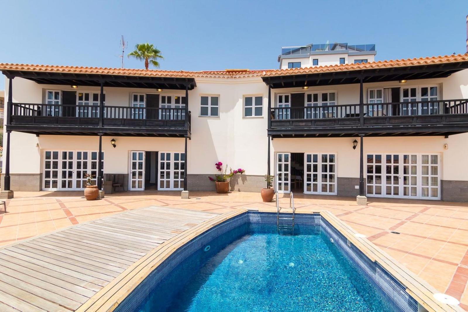 Magnificent 5-star With Sea View, Jacuzzi And Pool Apartamento