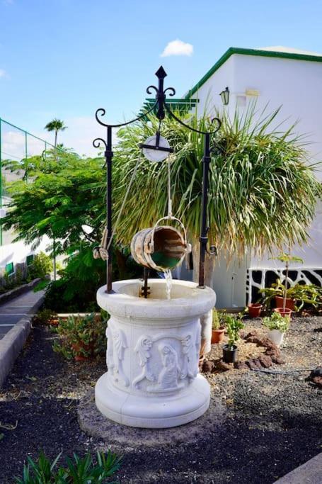 Sunshine, Pool & San Bartolome de Tirajana (Gran Canaria)