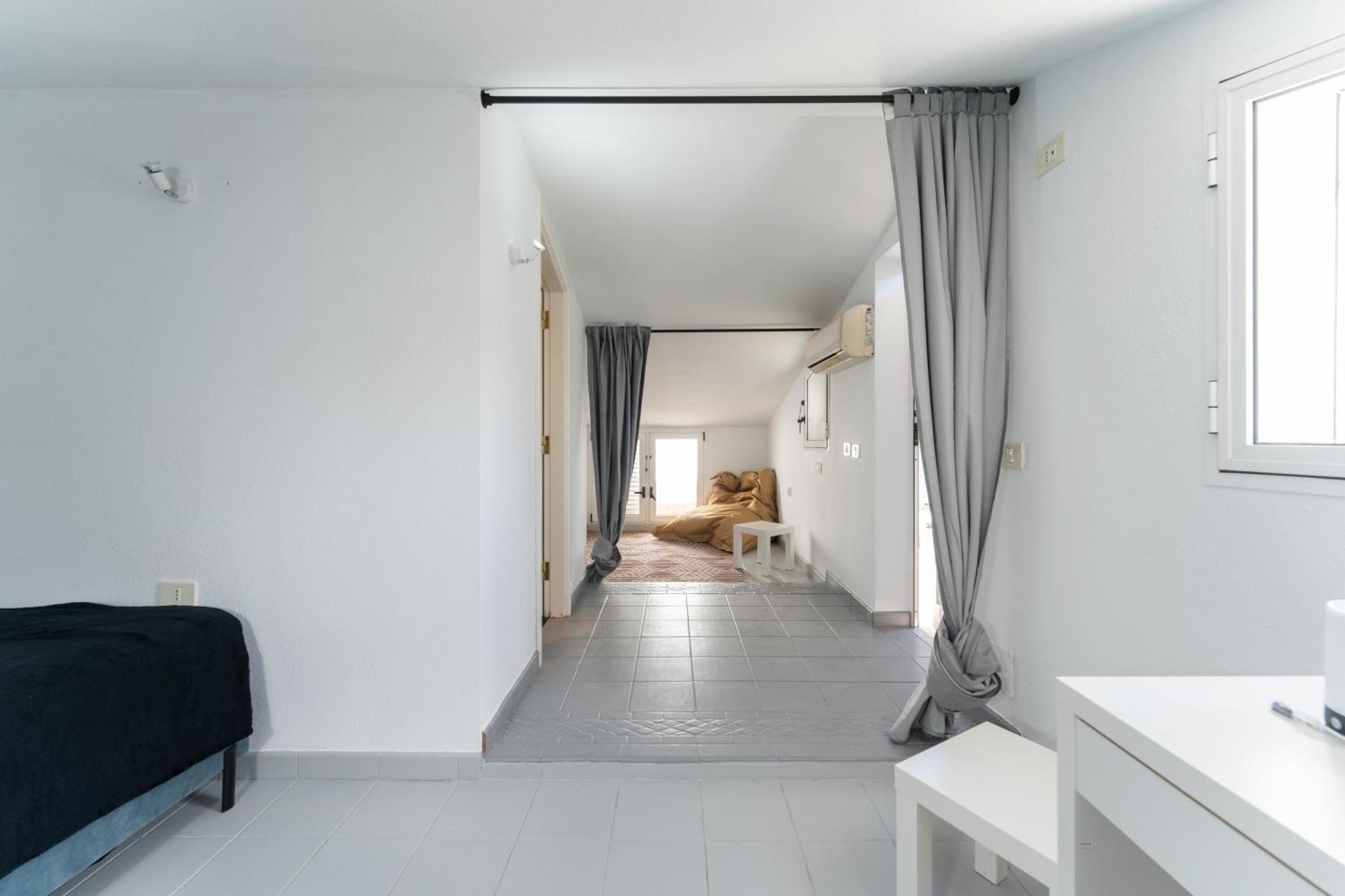 Rooftop Pamro - Private Jacuzzi - Fitness Area - Free Wifi - Air Conditioner - Pool - Modern & Comfortable - Sunnygolf Maspalomas (Gran Canaria)