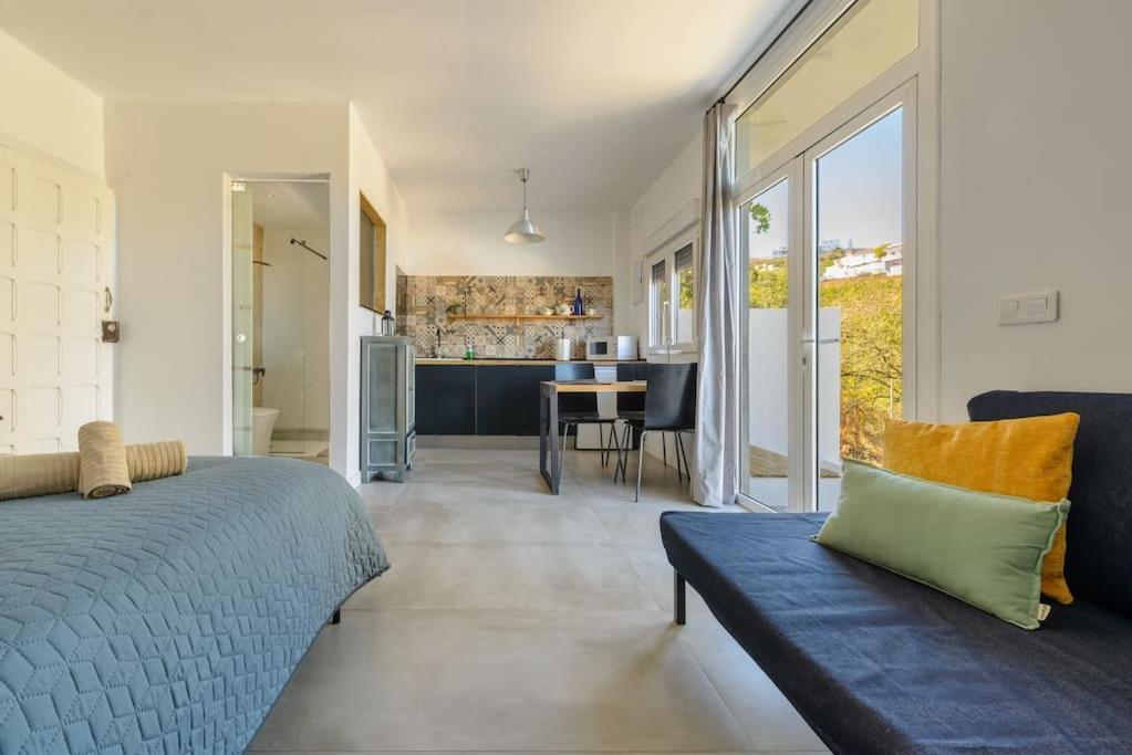 Villa Con Piscina Y Vista Al Mar *