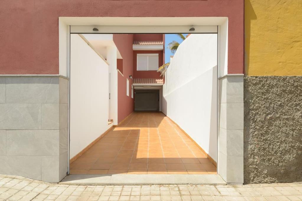 Villa Con Piscina En La Playa La Estrella (Gran Canaria)