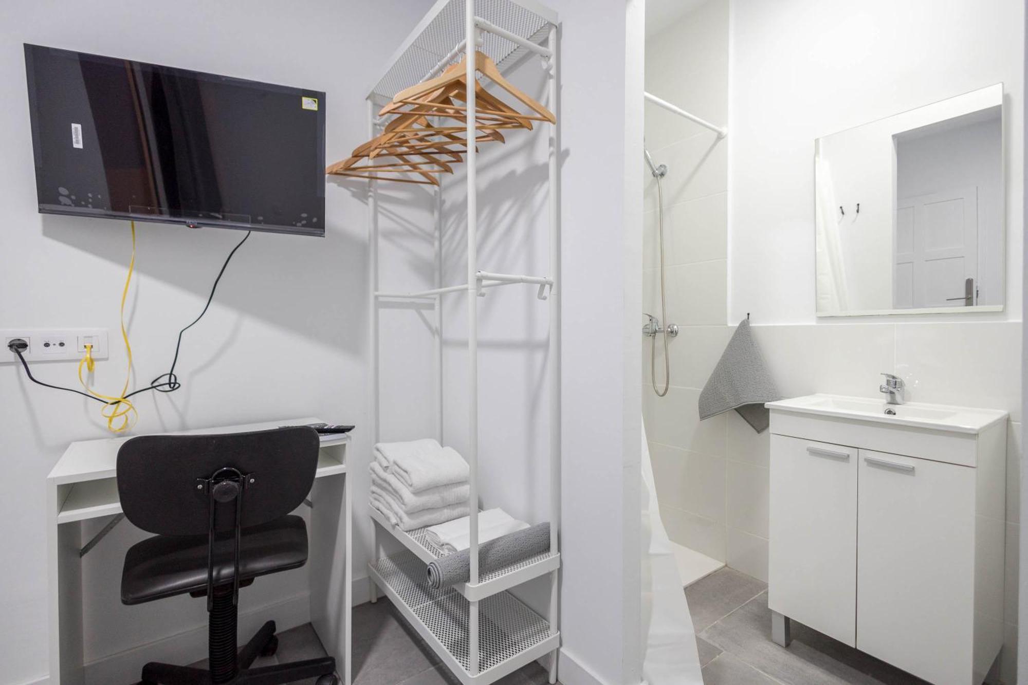 Coliving Mol-terrace, En-suite Bathroom, Fridge & Tv Las Palmas de Gran Canaria