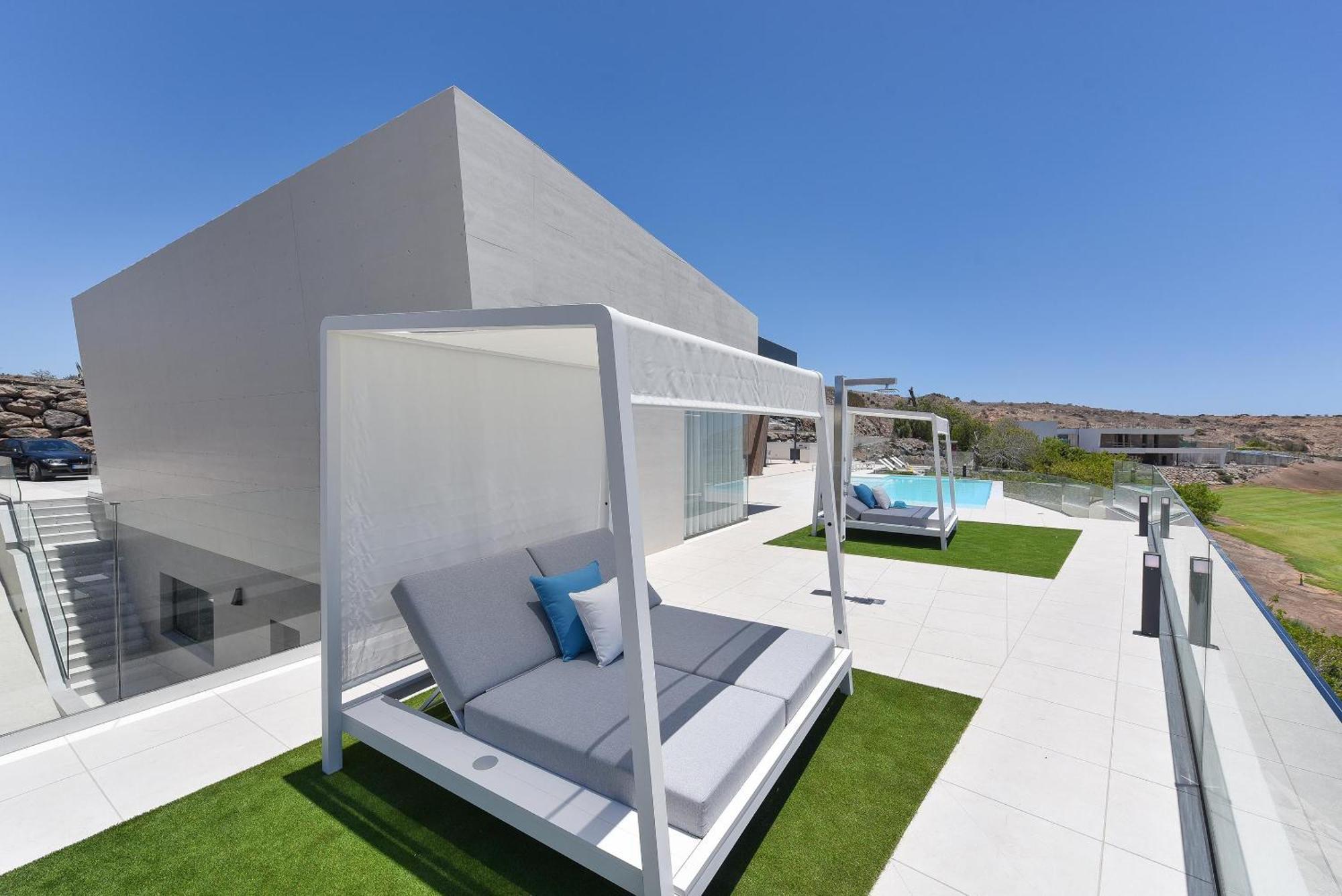 Villa Salobre Terraza Uno Luxury Retreat In Gran Canaria Private Outdoor Pool Bbq Facilities Shaded Outdoor Dining Area Salobre Golf Resort Villa *