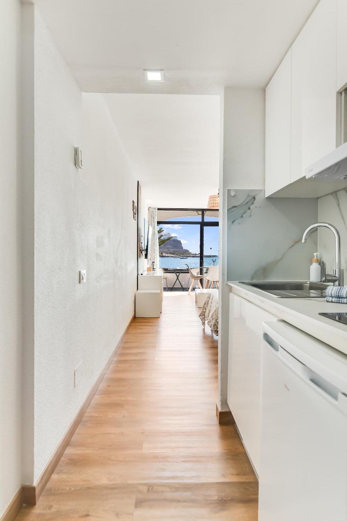 Apartment Home2book Cosy Studio, Pool & Sea Views