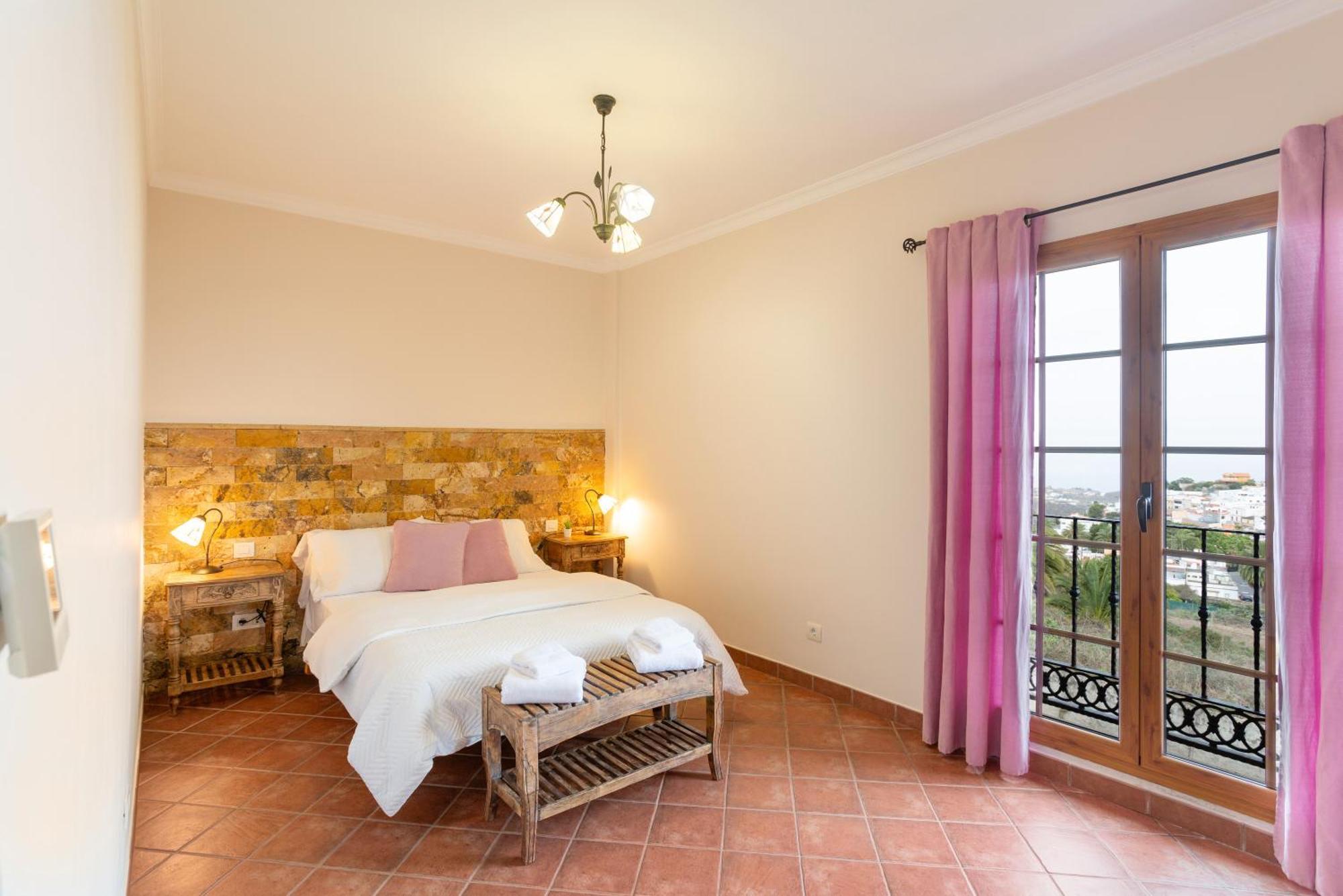 Casa Yaraina