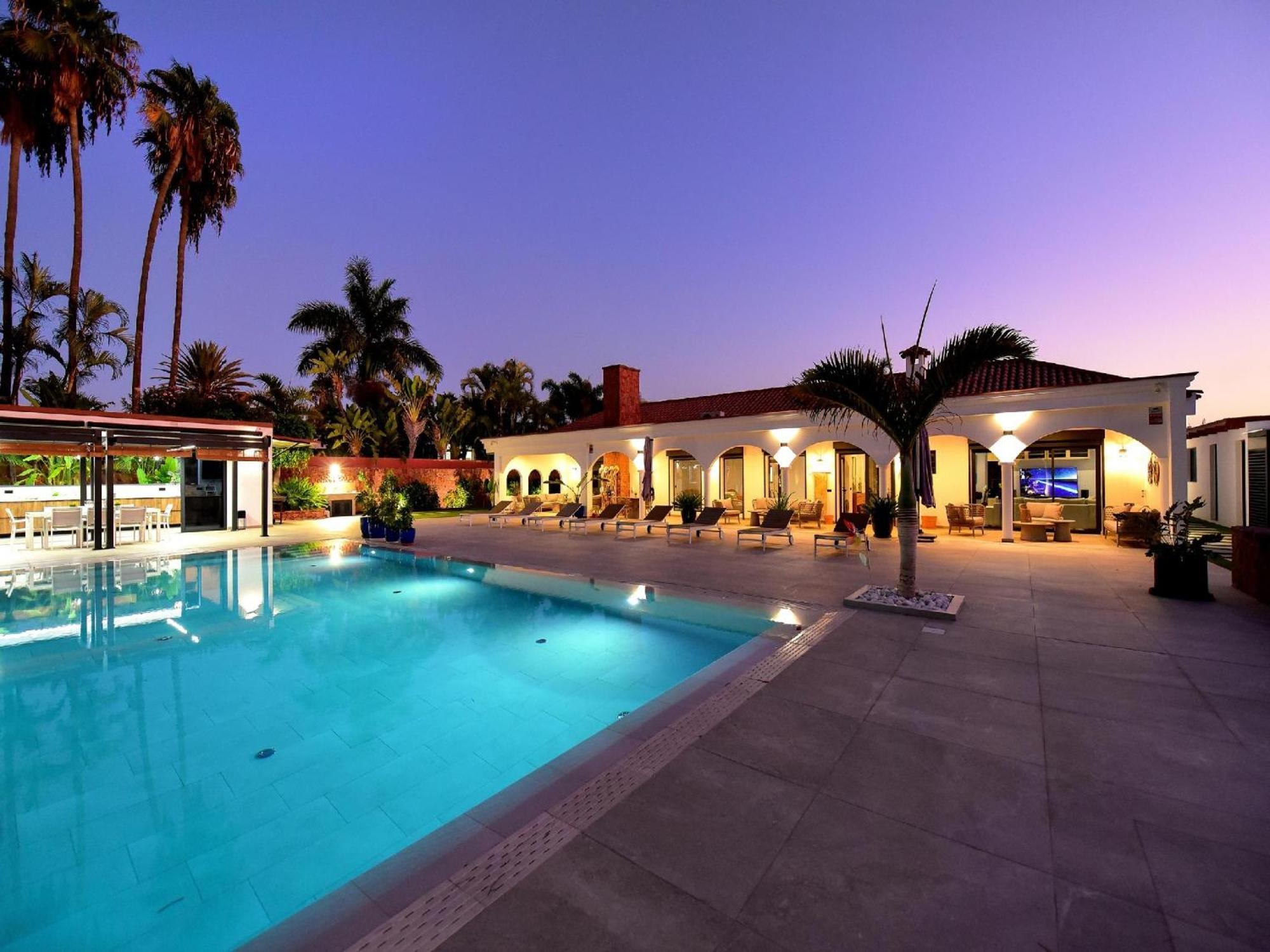 Luxury With Sea View And Swimming Pool Up To 8 Persons Apv Paros Golden *