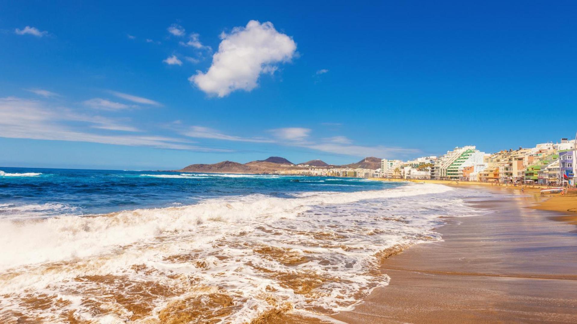 Minimalist & Exterior Next To The Las Palmas de Gran Canaria