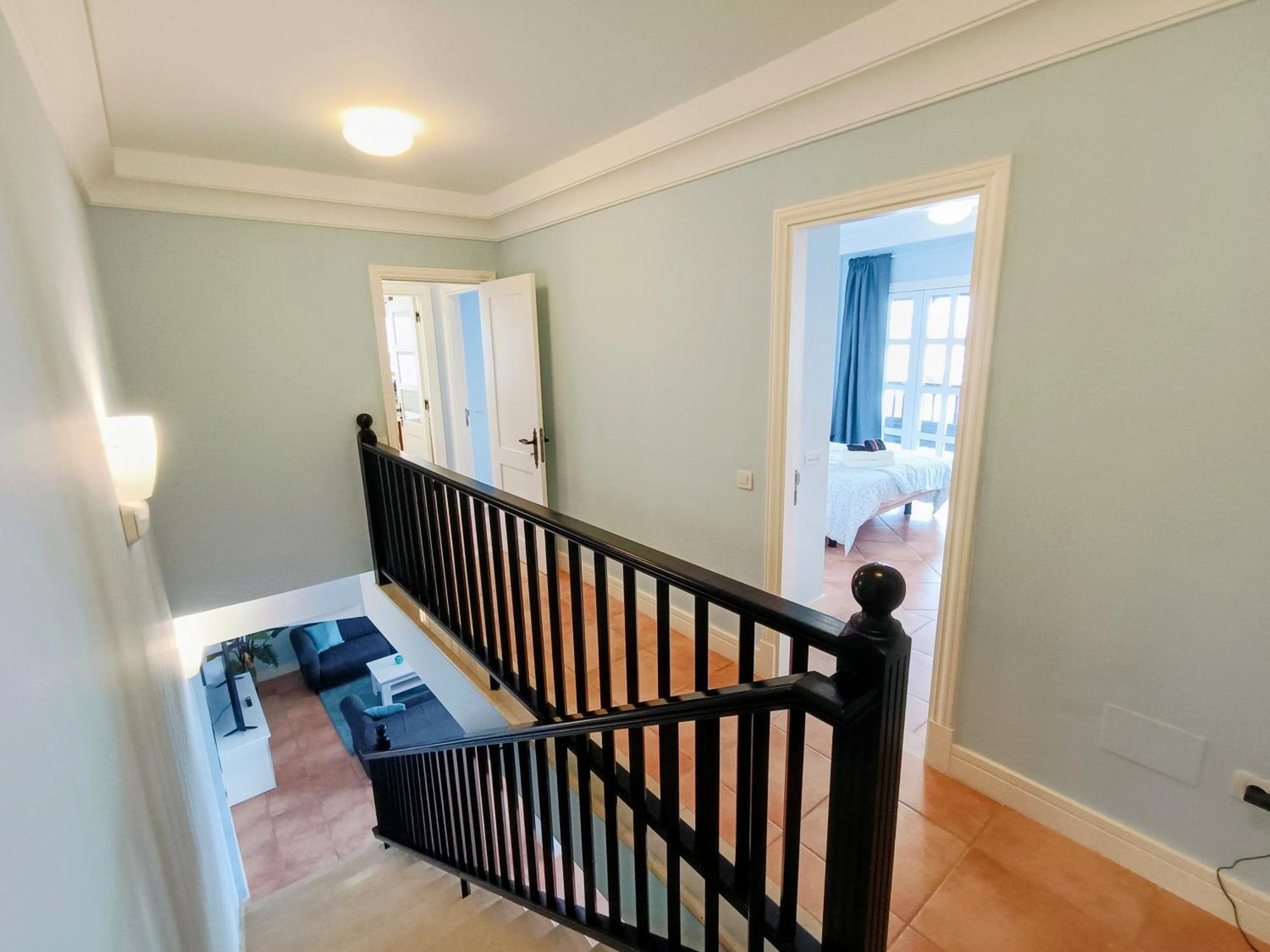 Magnificent 5-star With Sea View, Jacuzzi And Pool