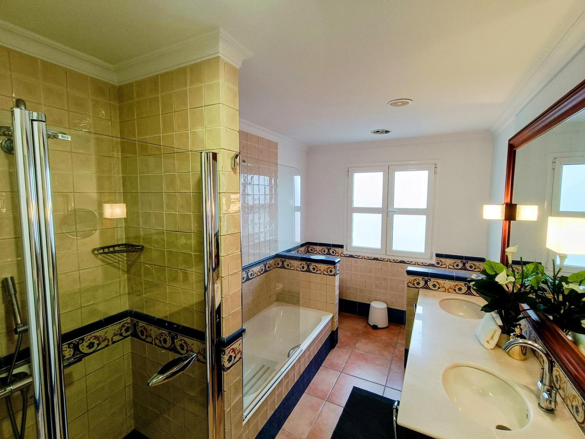 Apartamento Magnificent 5-star With Sea View, Jacuzzi And Pool *