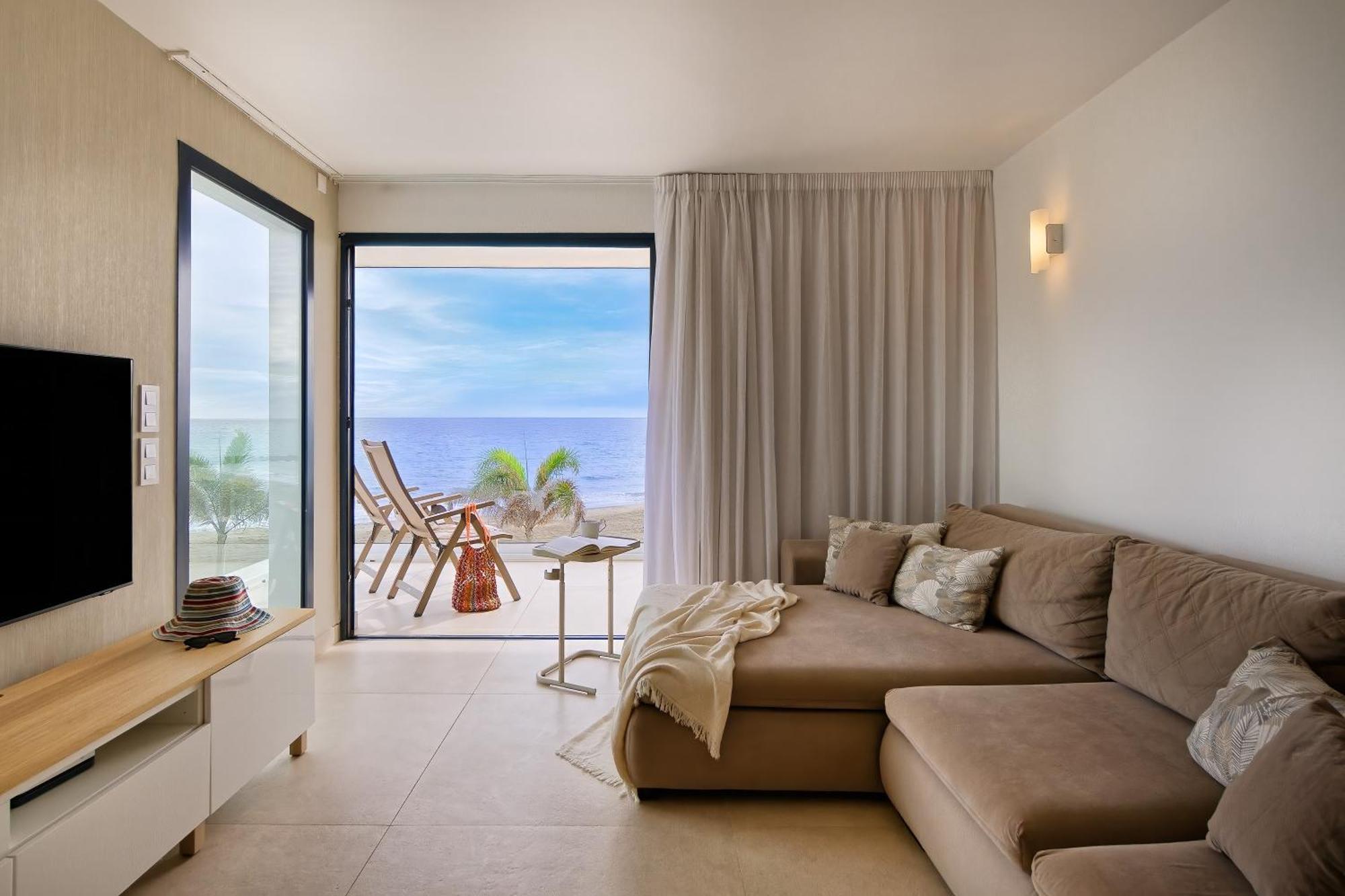 Amapola Moon -nuevo Y Recien Reformado En Primera Linea De Playa Apartment *