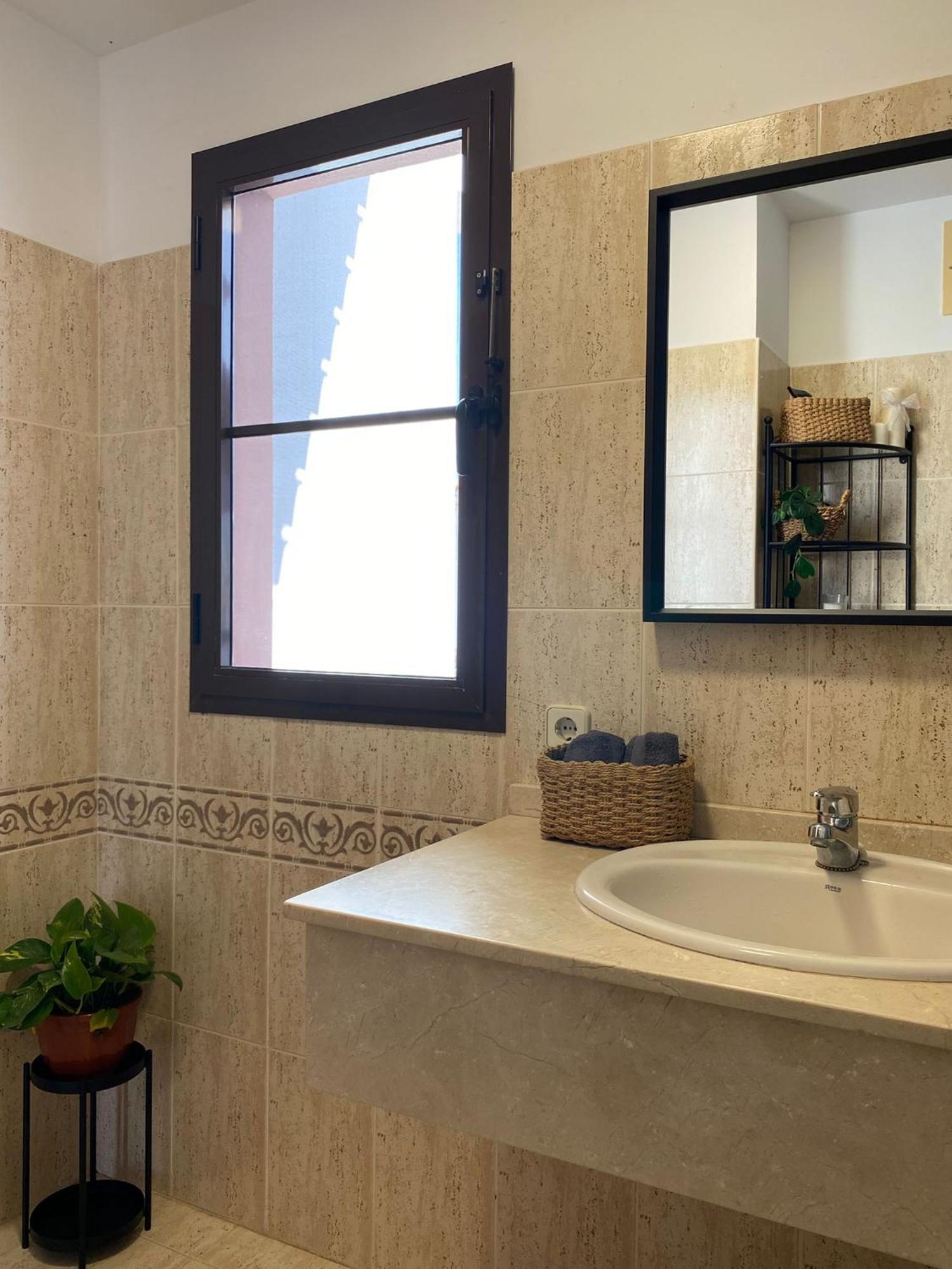 Apartamento Vivienda Con Vistas Al Mar, Cerca De La Playa Y 3 Bedrooms
