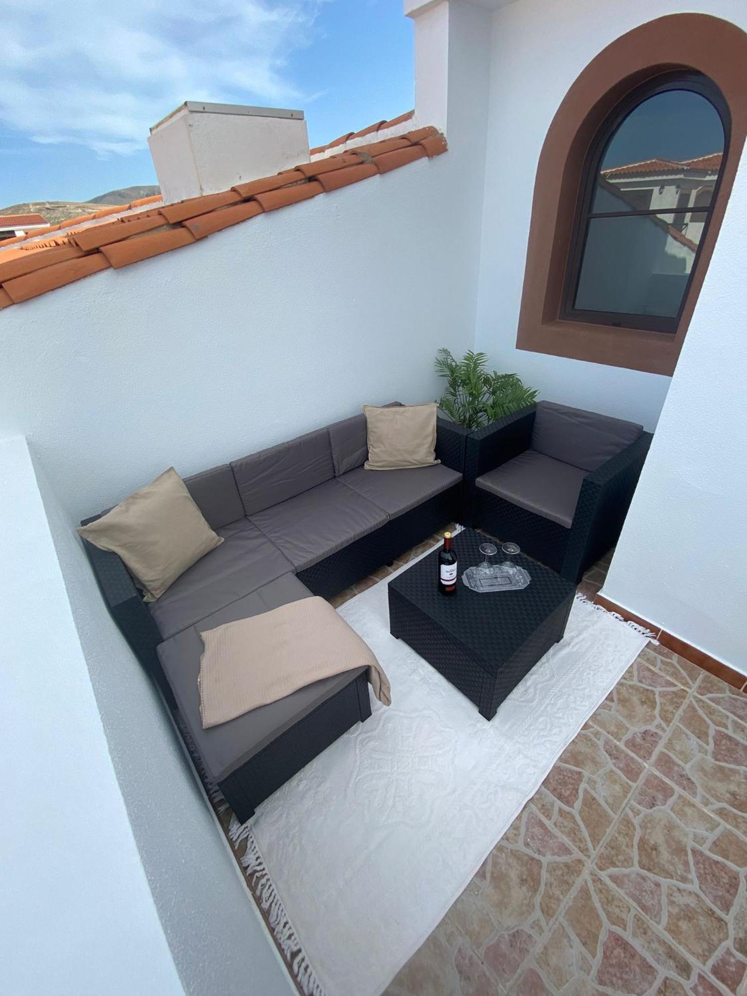 Apartamento Vivienda Con Vistas Al Mar, Cerca De La Playa Y 3 Bedrooms *