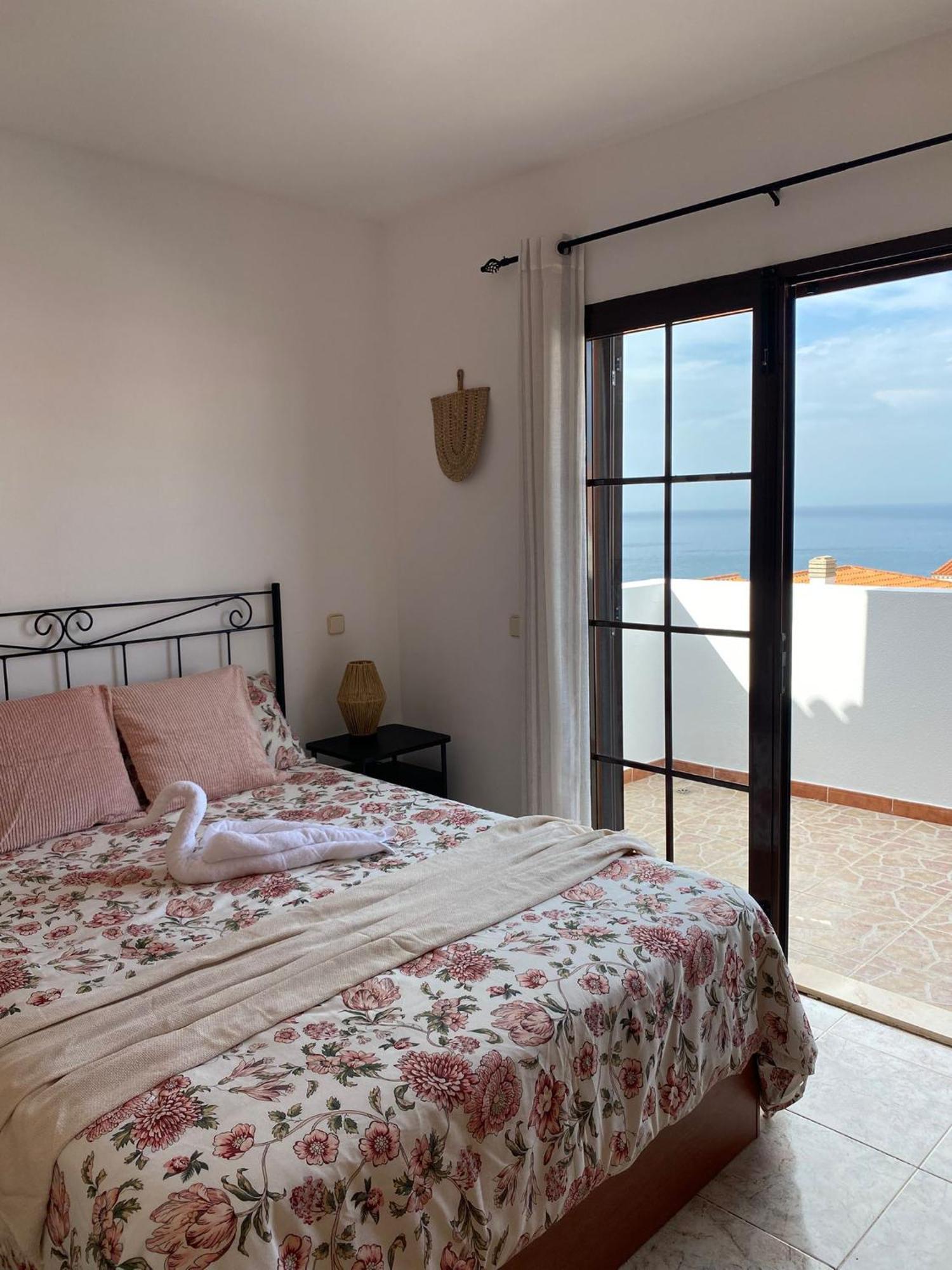Vivienda Con Vistas Al Mar, Cerca De La Playa Y 3 Bedrooms *