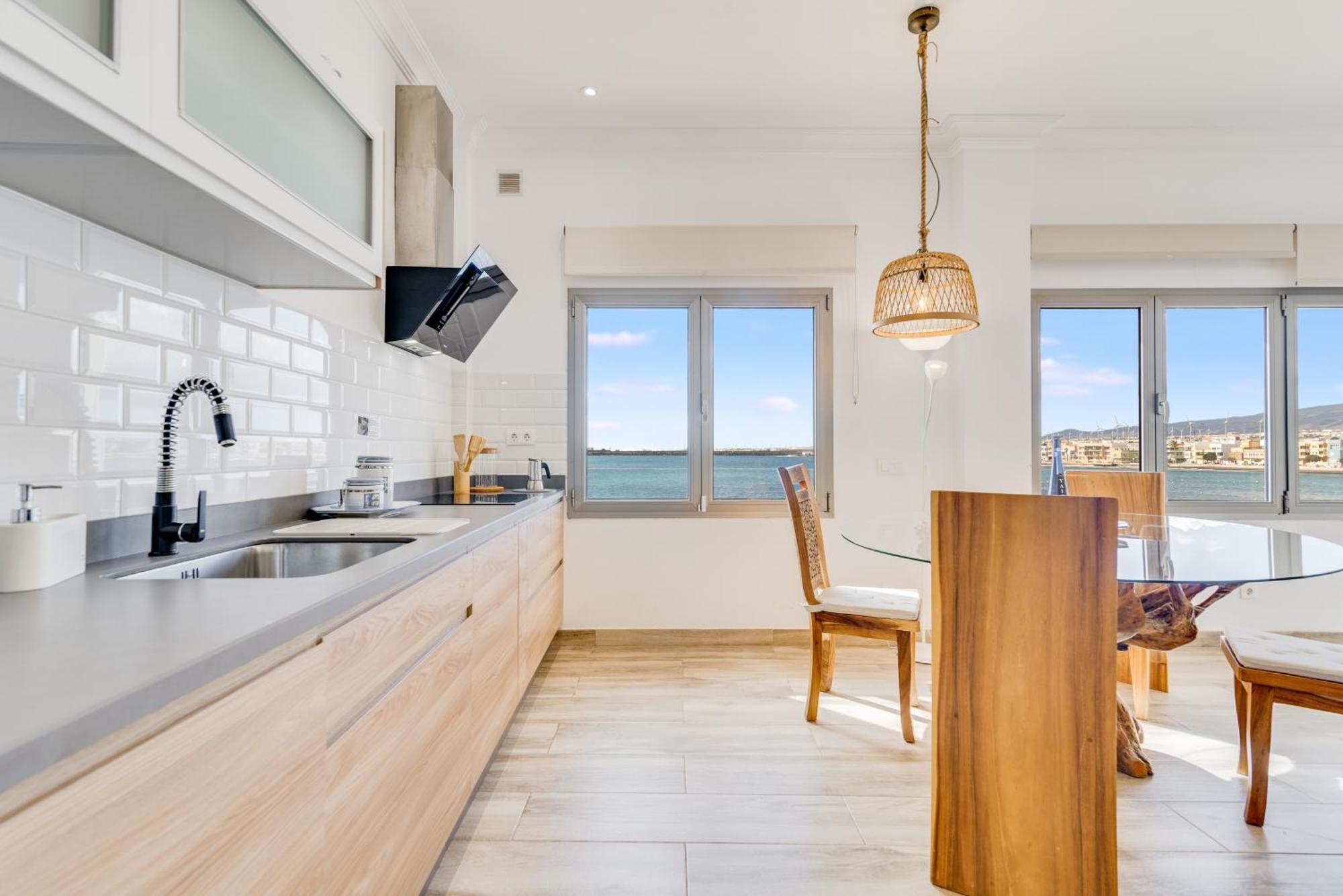 Apartamento Home2book Coastal Retreat With Sea Views,