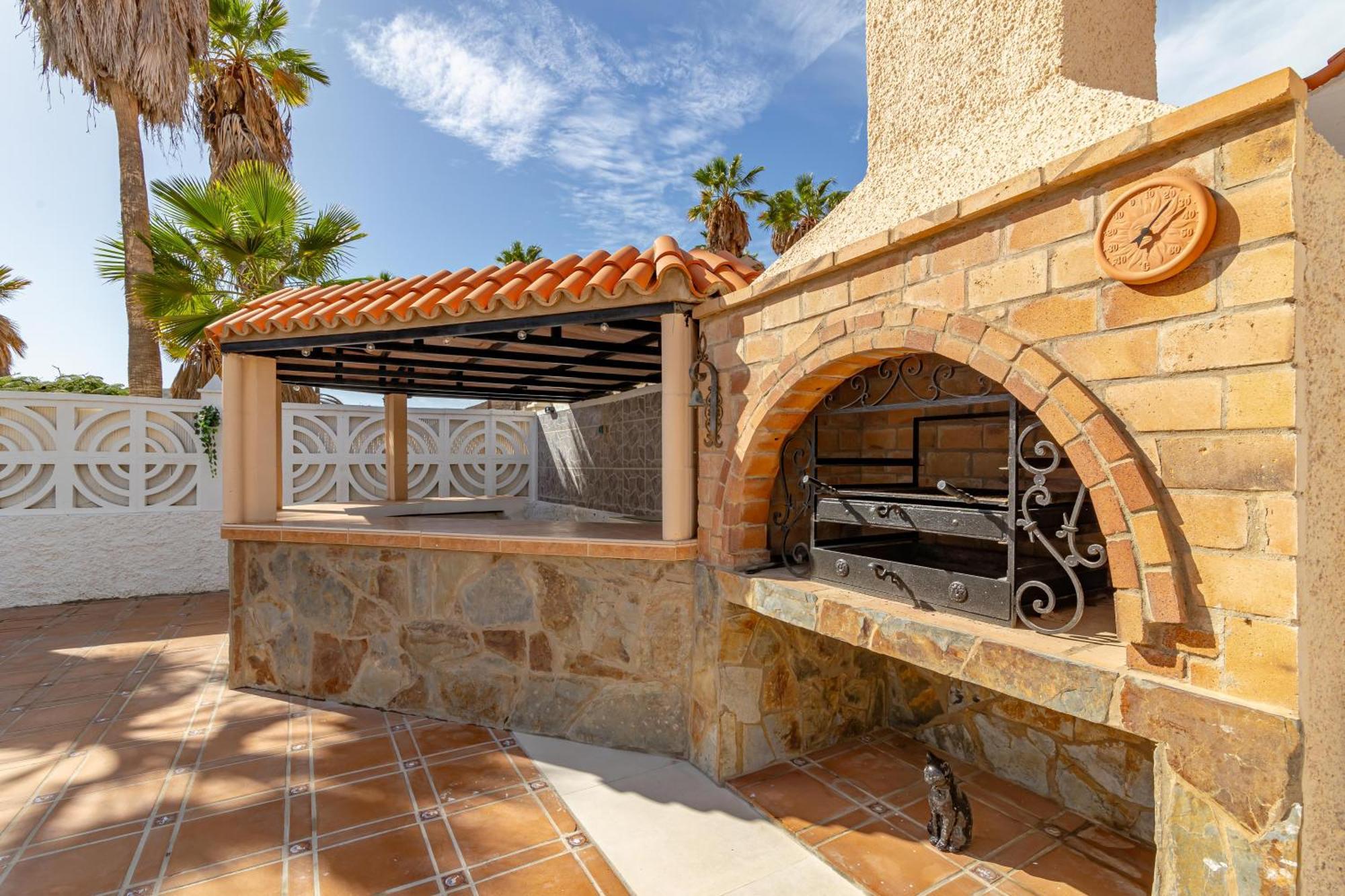 Canarian - Casa Feliz Villa