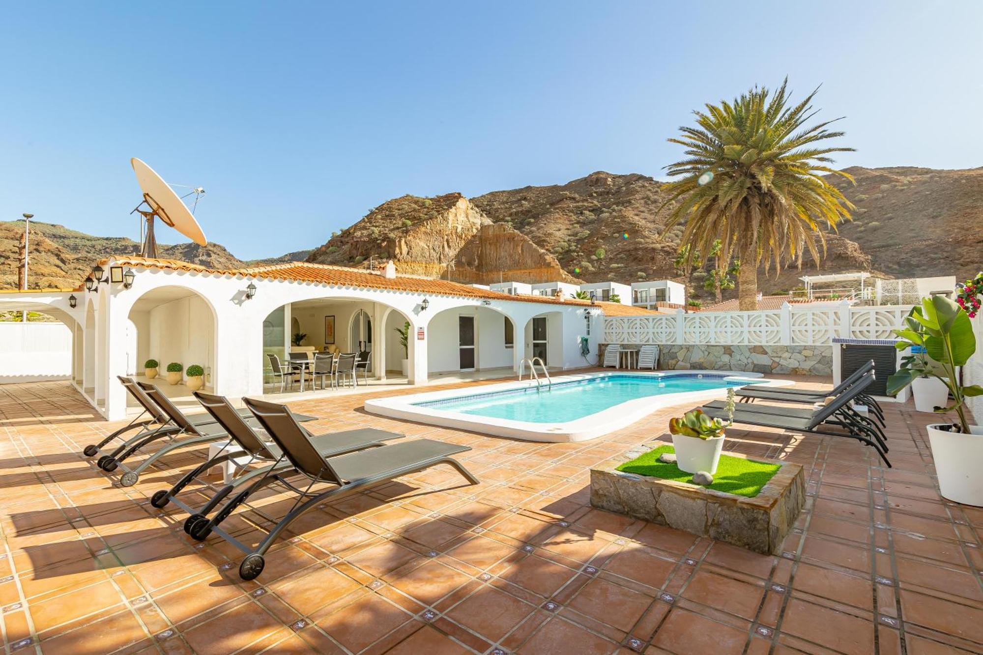 Canarian - Casa Feliz *