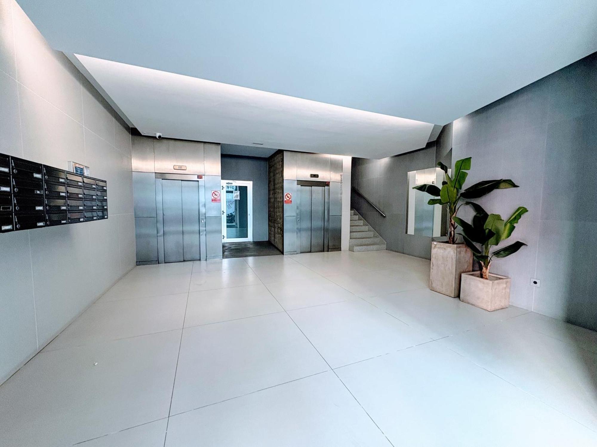 A484b Luxury By Wave Apartment