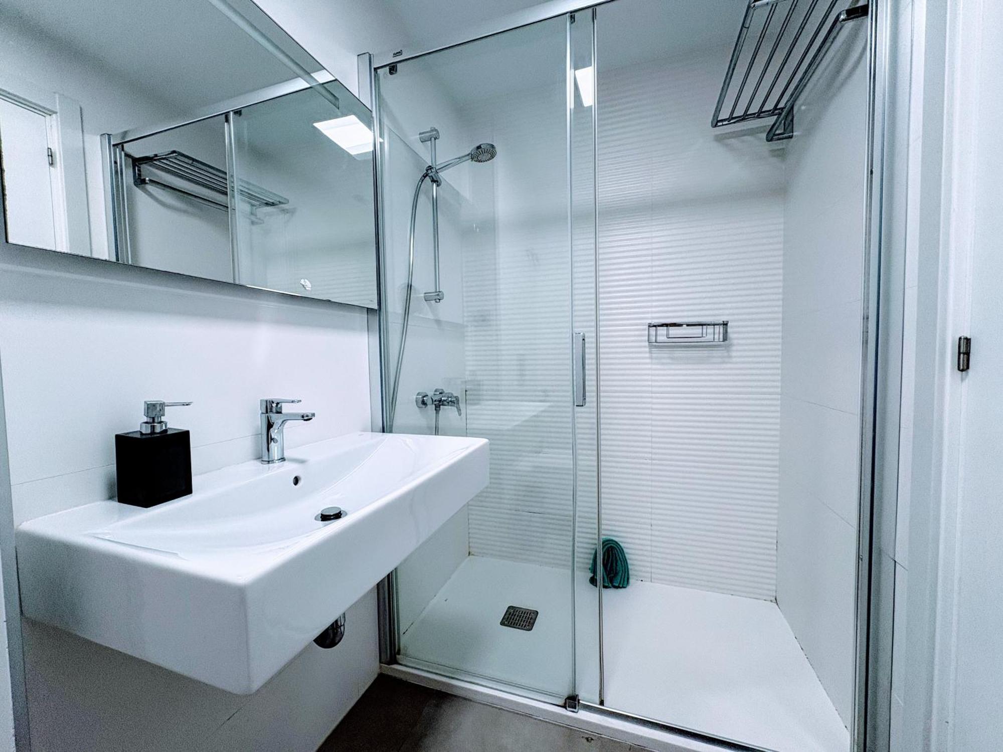 A484b Luxury By Wave Apartment *