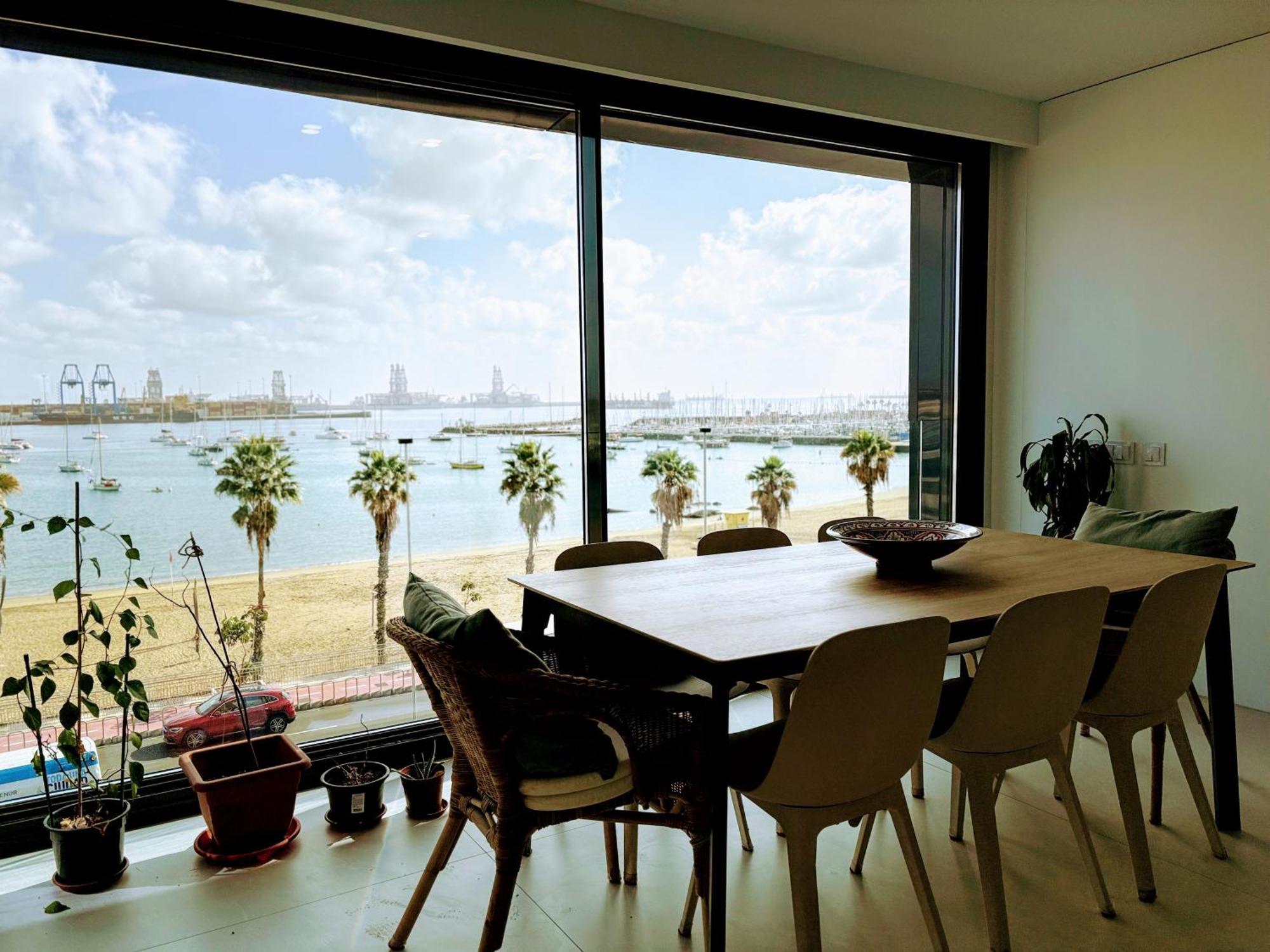 Oceanfront Luxury By Wave *