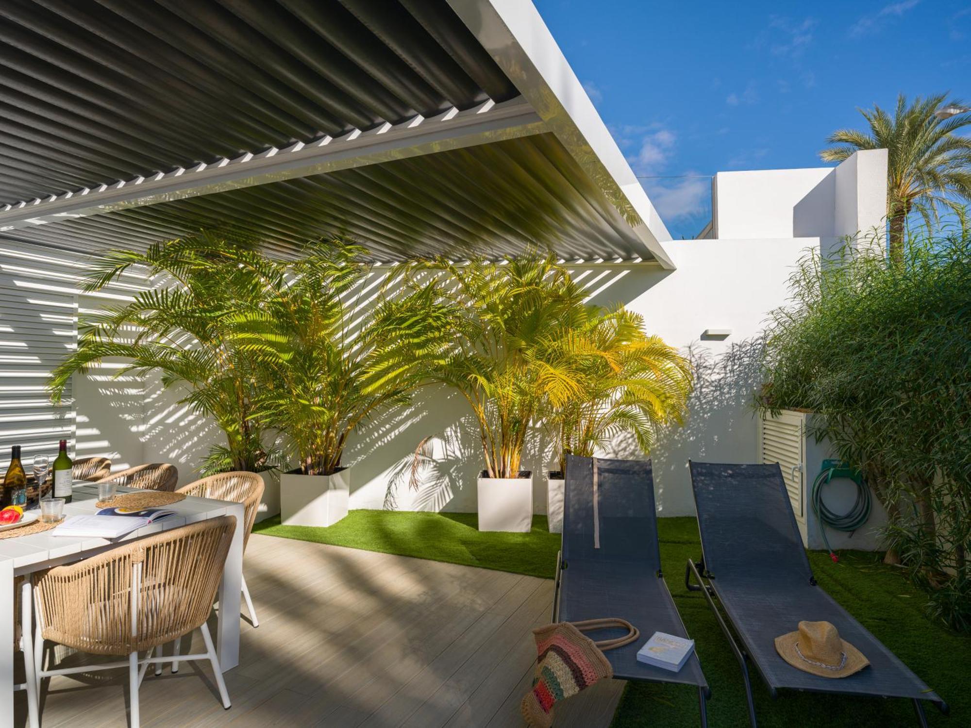 Porto Mare 42 With Heated Pool On The Front Line By Tenpropertiesgc * Pasito Blanco