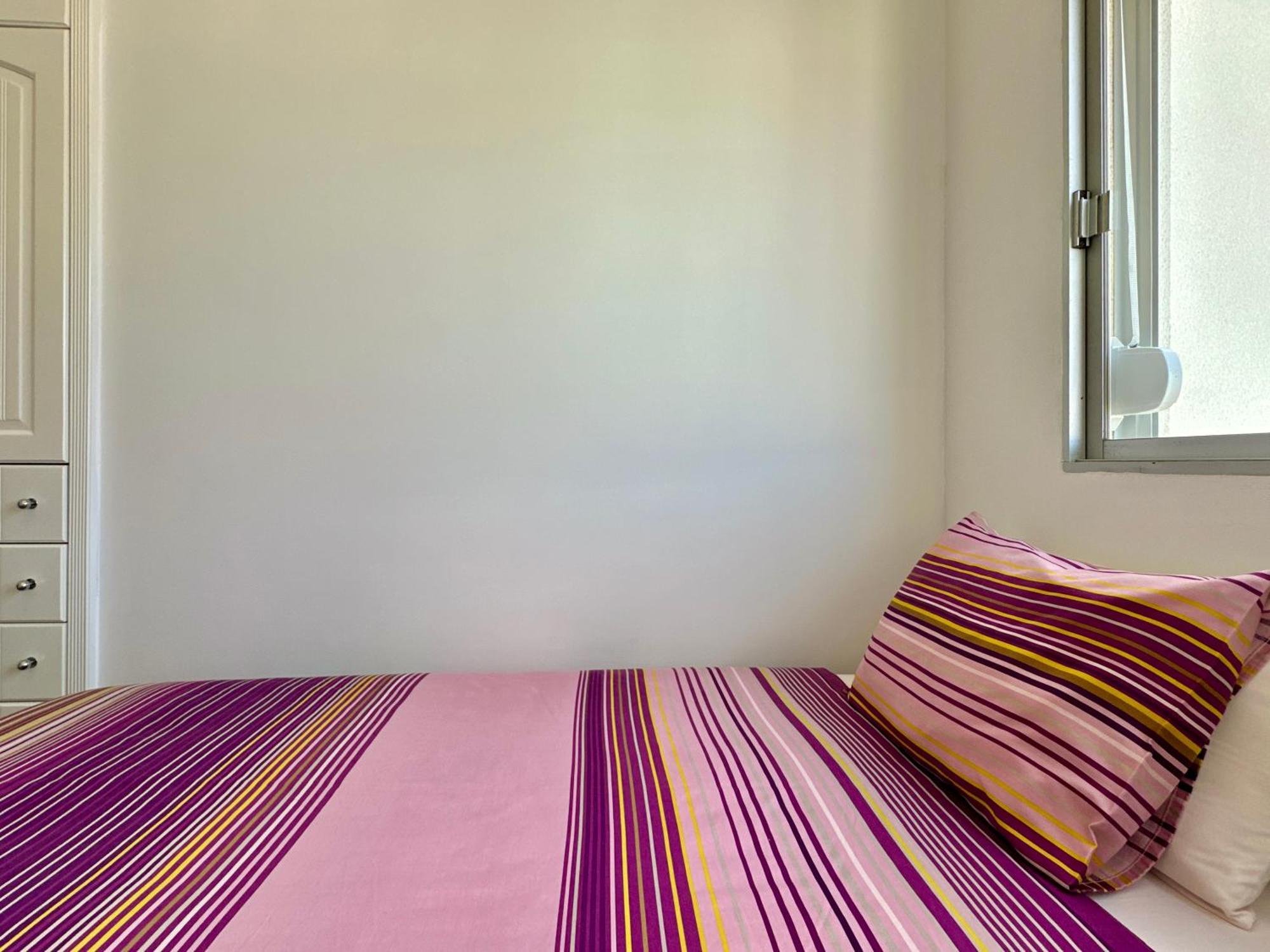 Guest house Hostiguest Coliving Leon Y Castillo Las Palmas de Gran Canaria