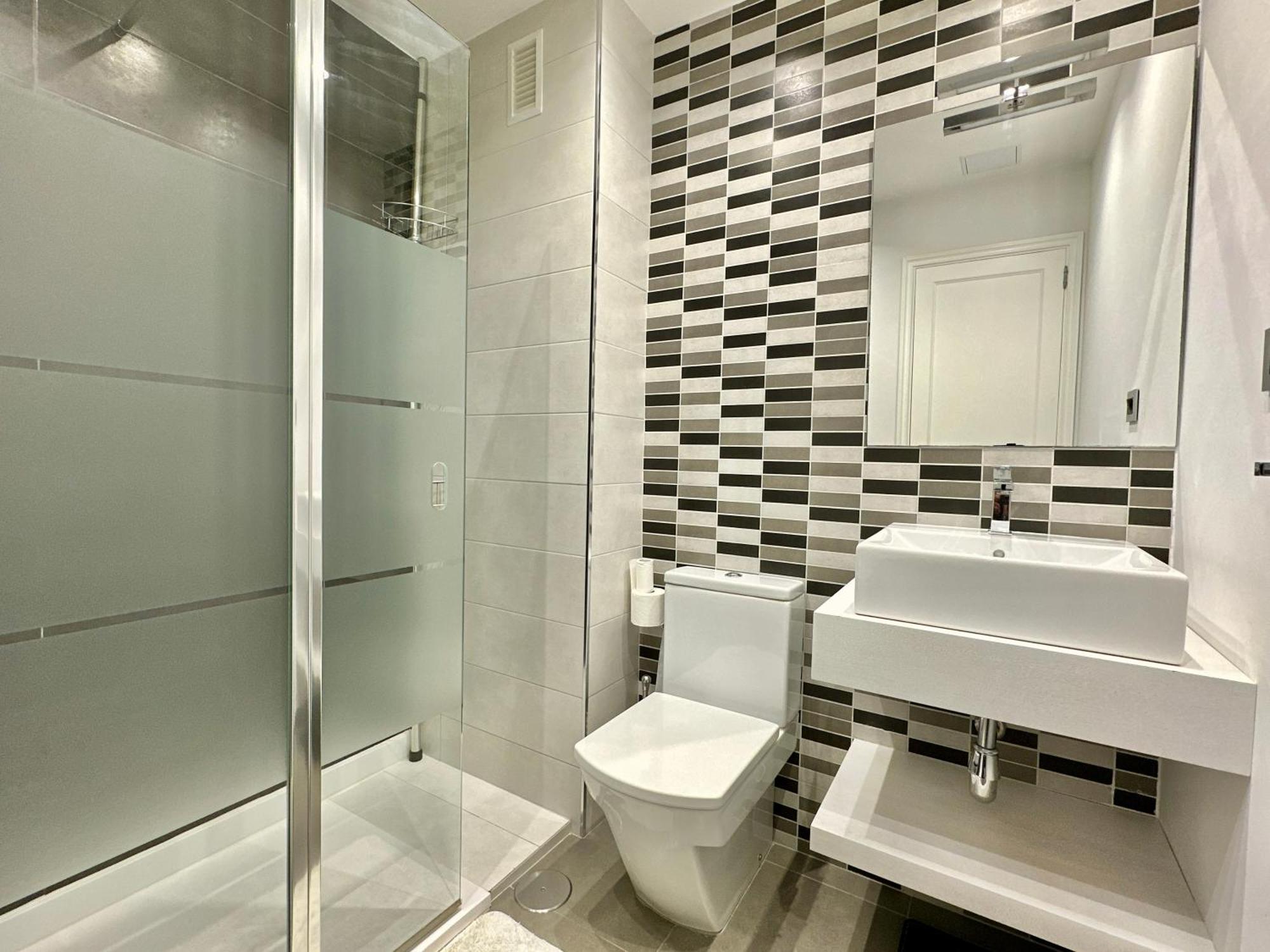 Hostiguest Coliving Leon Y Castillo Guest house