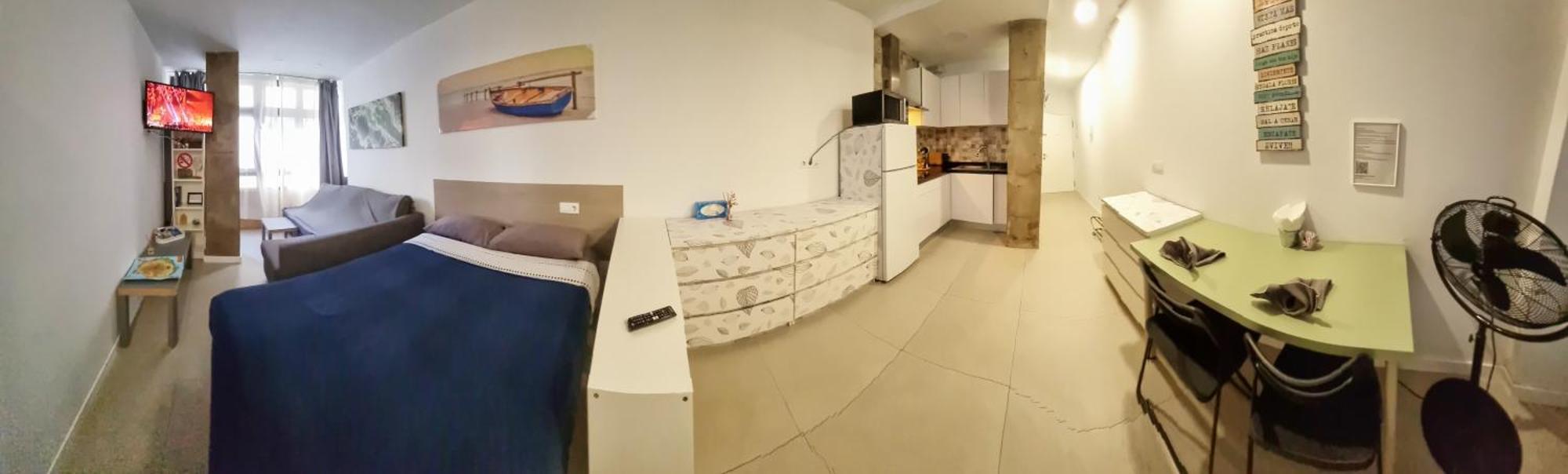 Playa De Canteras & Puerto Loft Apartment *