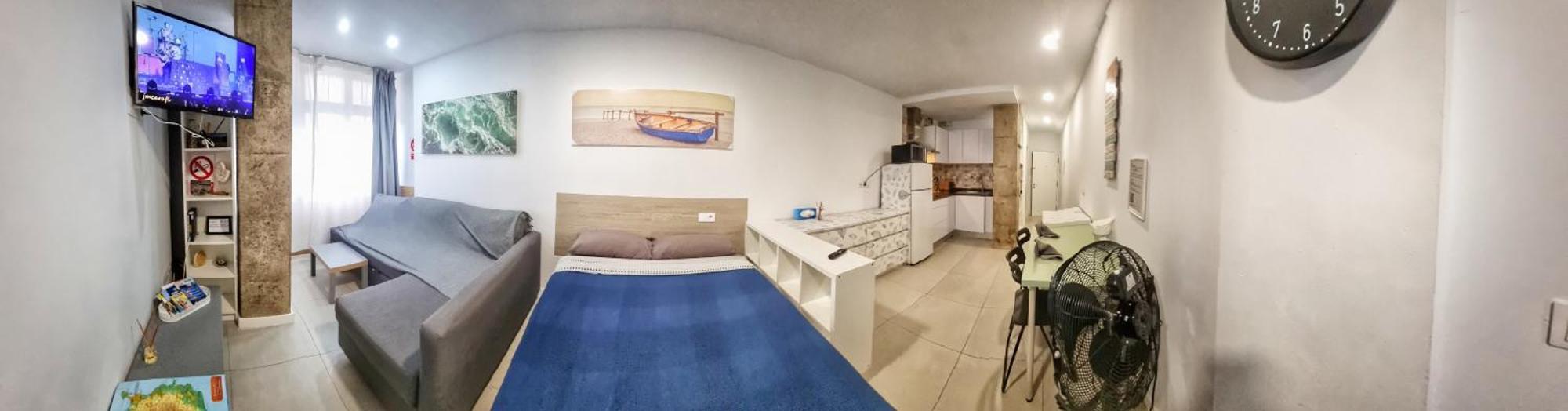 Playa De Canteras & Puerto Loft Apartment *