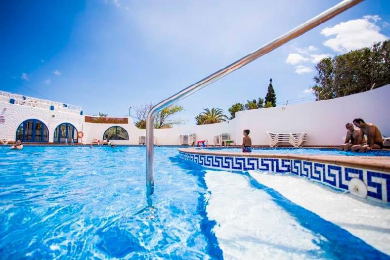 Sukka - Elegant - Community Pool Access Villa Telde
