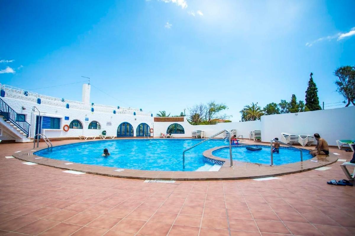 Sukka - Elegant - Community Pool Access *