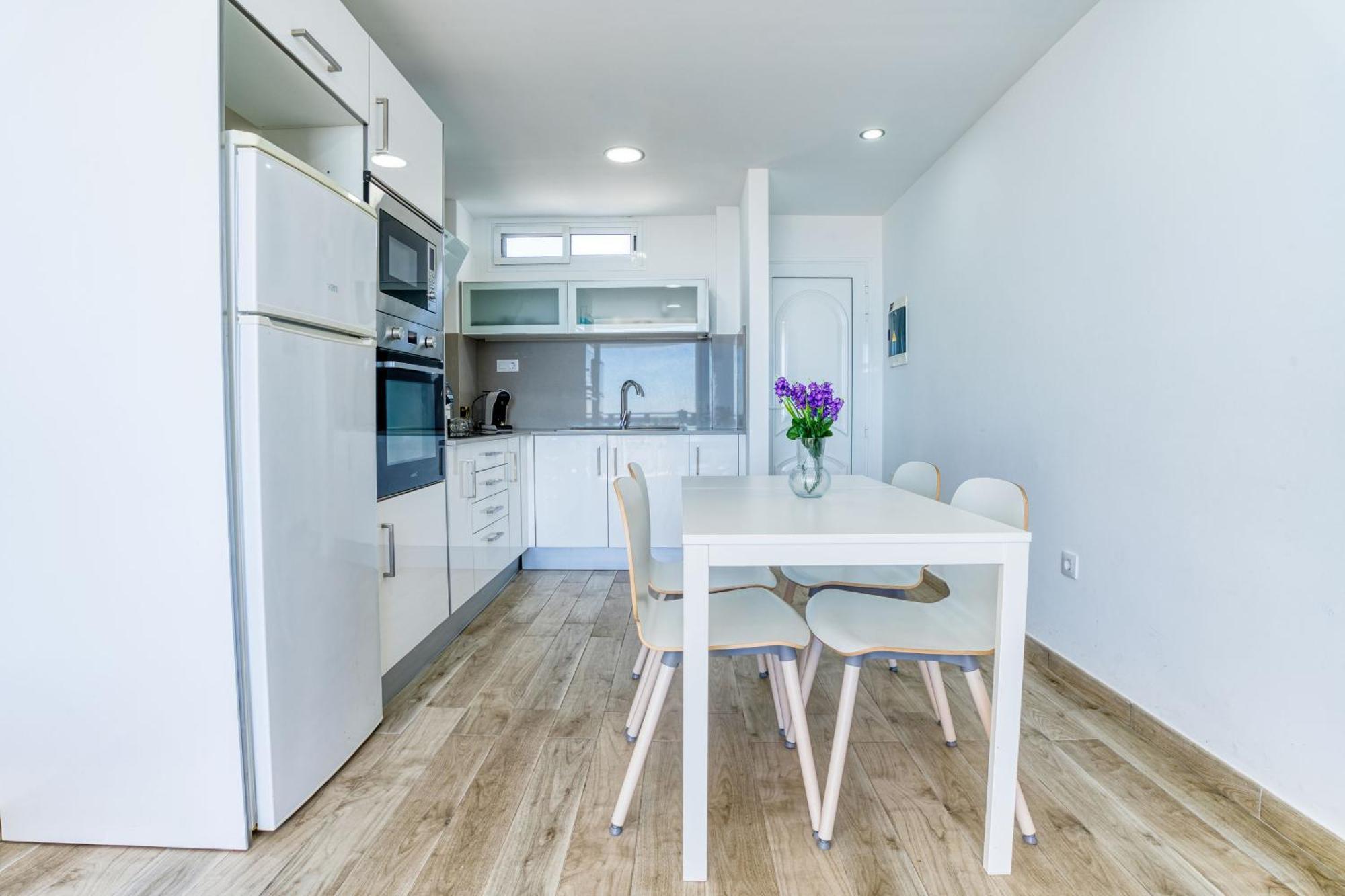 Panoramic Views Apartment *