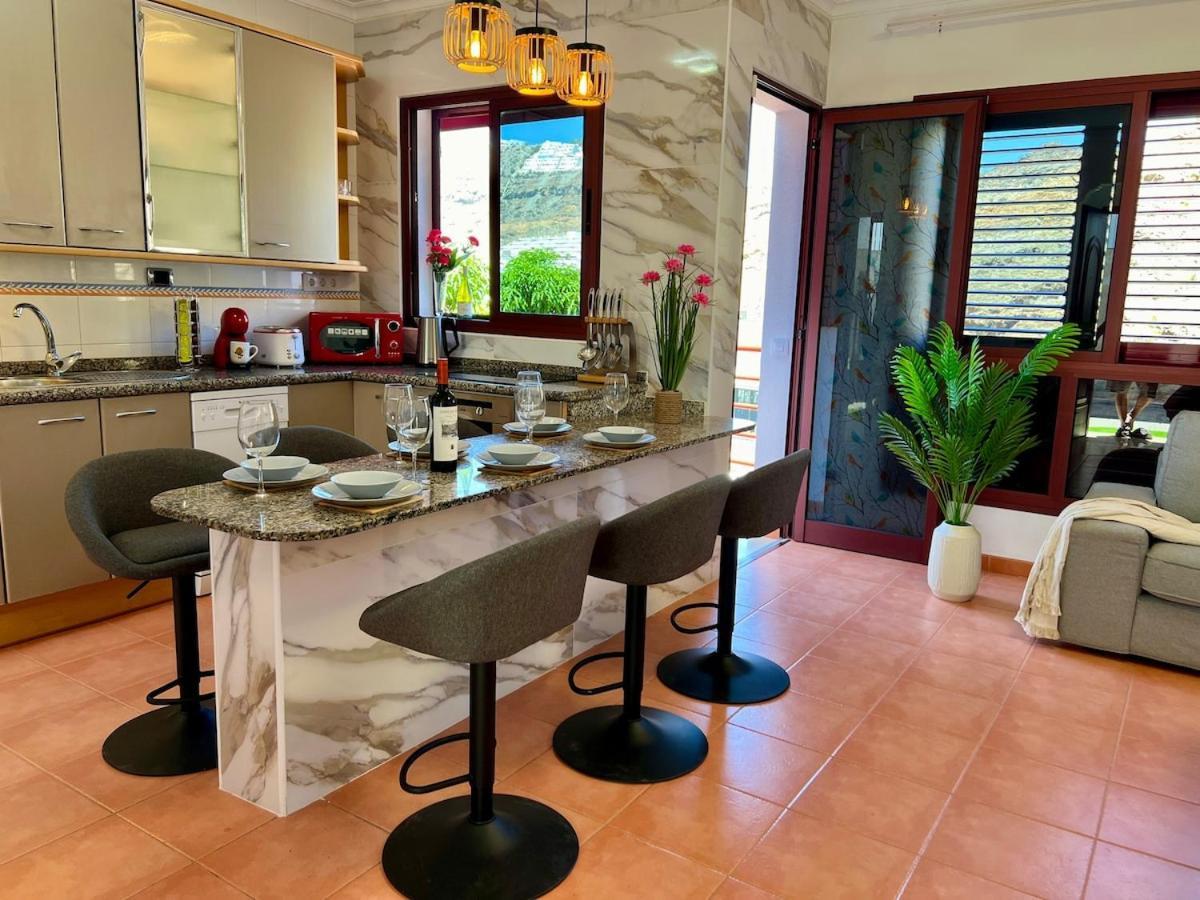 Puerto Rico In Front Of The Shopping Center With Private Heated Saltwater Pool With Jacuzzi & Arcade Games Puerto Rico (Gran Canaria)