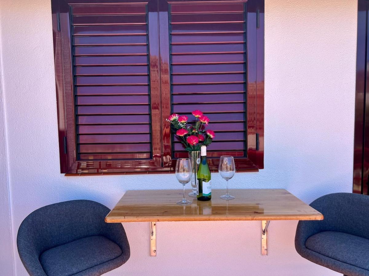 Puerto Rico In Front Of The Shopping Center With Private Heated Saltwater Pool With Jacuzzi & Arcade Games *
