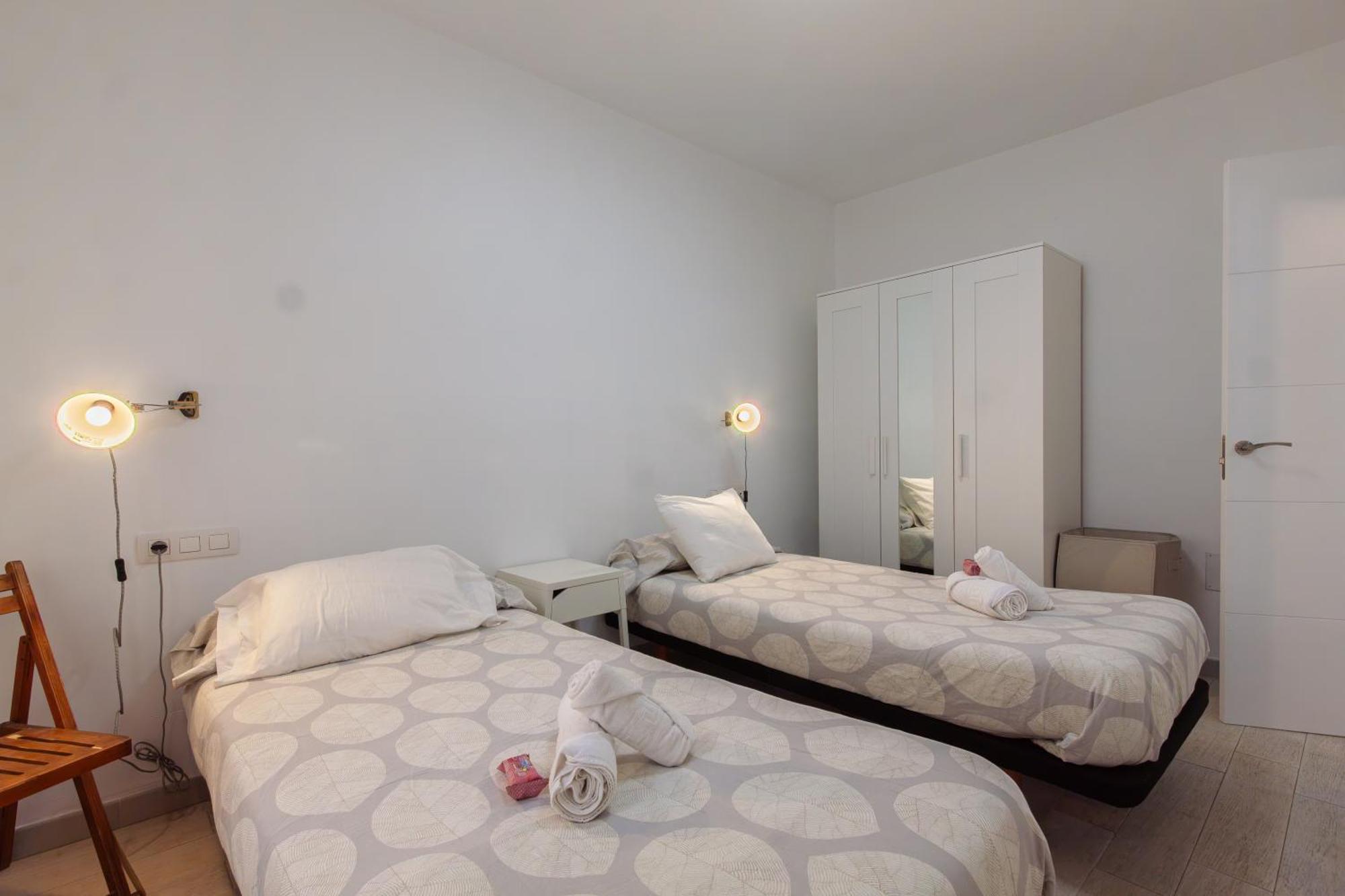Apartamento Con Terraza Y Piscina En Playa Del Ing