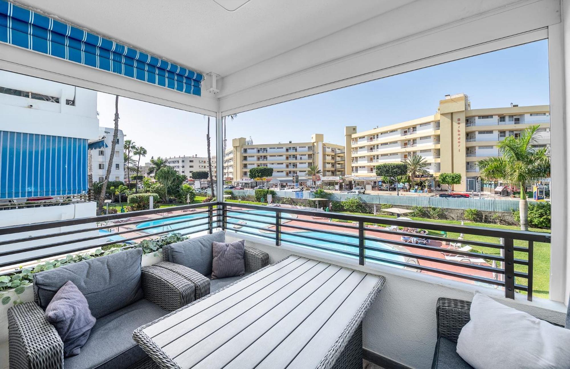 Luxury Pool View Iguazu Apartamento Playa del Inglés