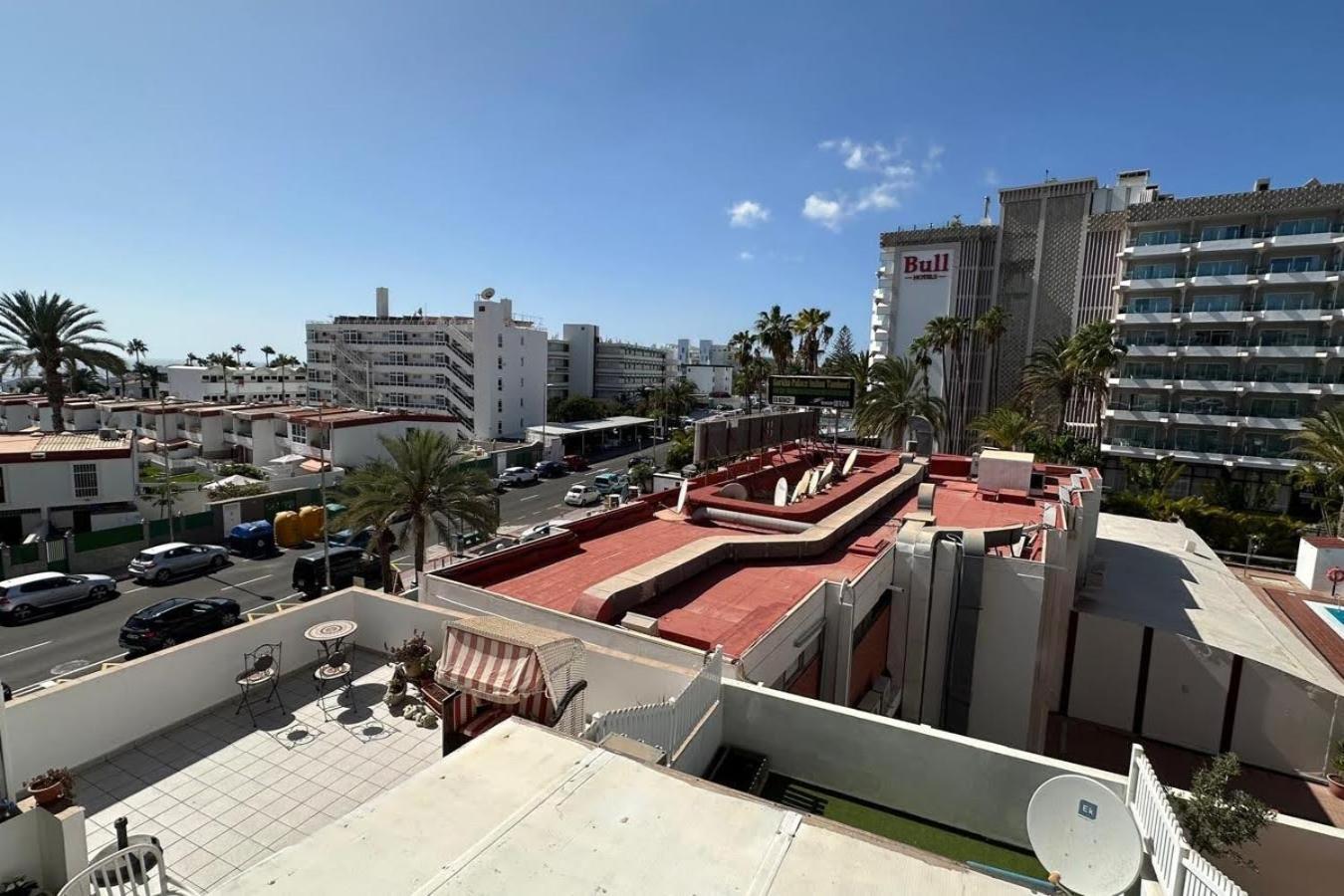 Apartamento Modernes Mit 1 Schlafzimmer Und Balkon Im Herzen Von Playa Del Ingles, Gran Canaria *