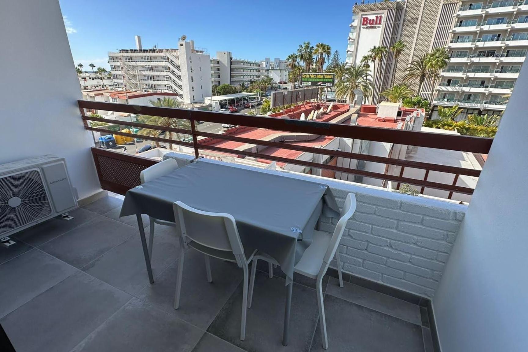 Modernes Mit 1 Schlafzimmer Und Balkon Im Herzen Von Playa Del Ingles, Gran Canaria Playa del Inglés