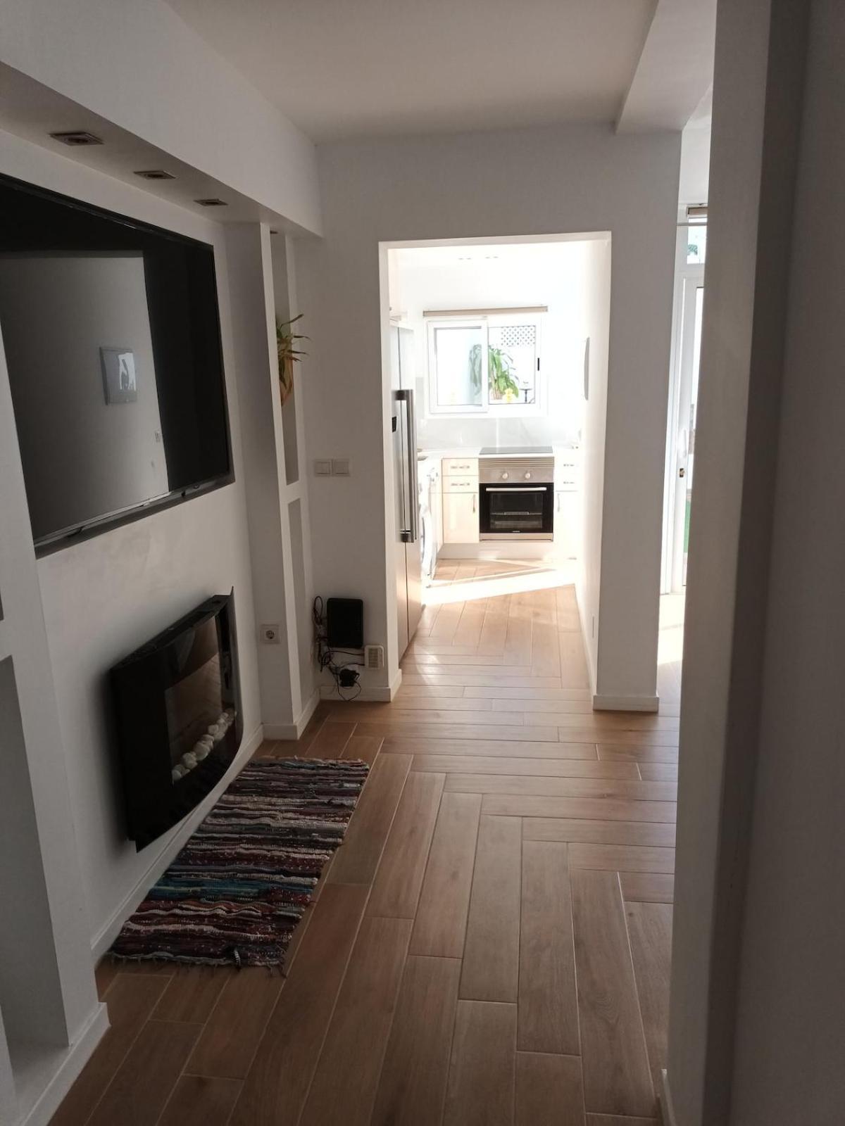 Chalet Agreable Avec Grande Terrasse Et Piscine Sonnenland