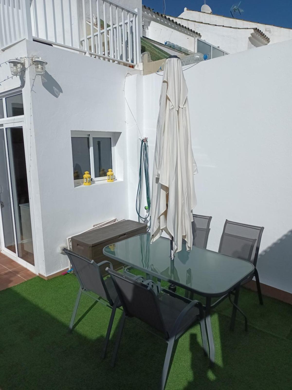 Agreable Avec Grande Terrasse Et Piscine Chalet