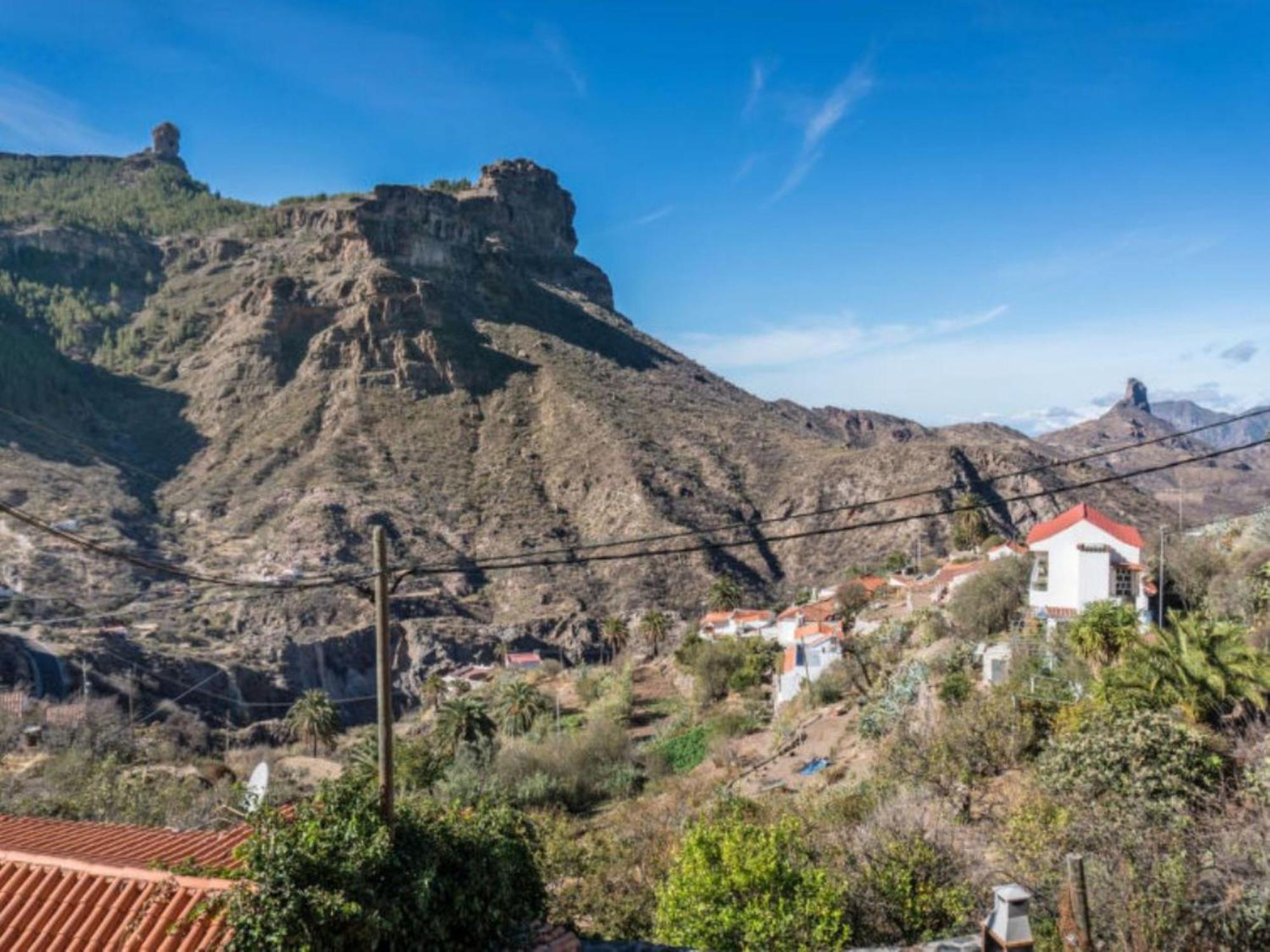House Sleeps6-parking-garden-pool In Summer-pet Villa *