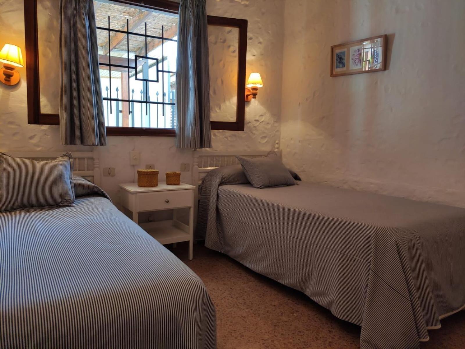 Lovely With Parking Holiday home *