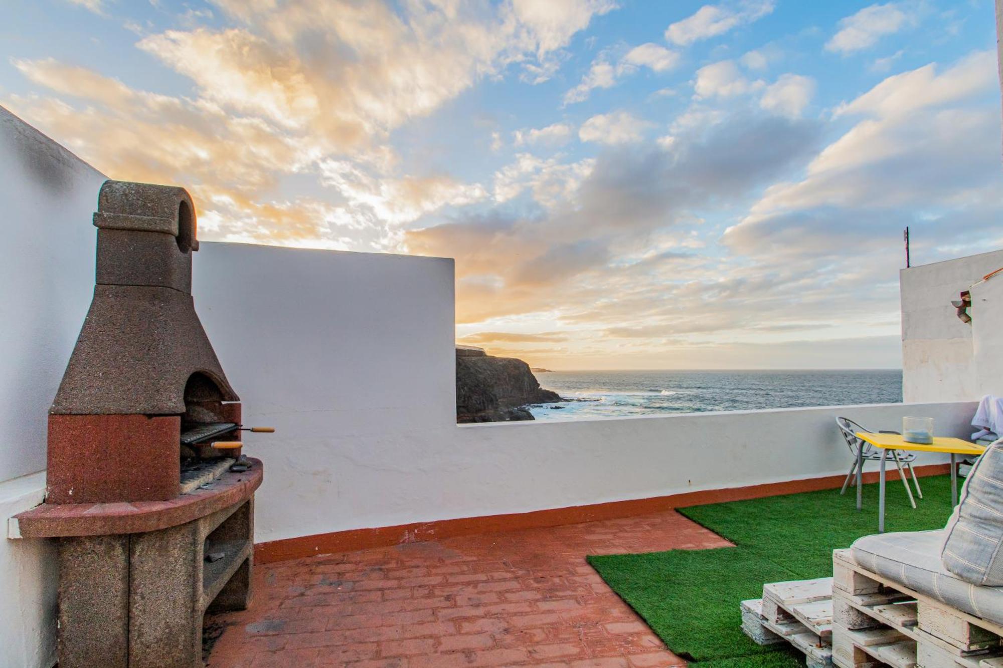 Caleta Sea And Sunset Views Gáldar