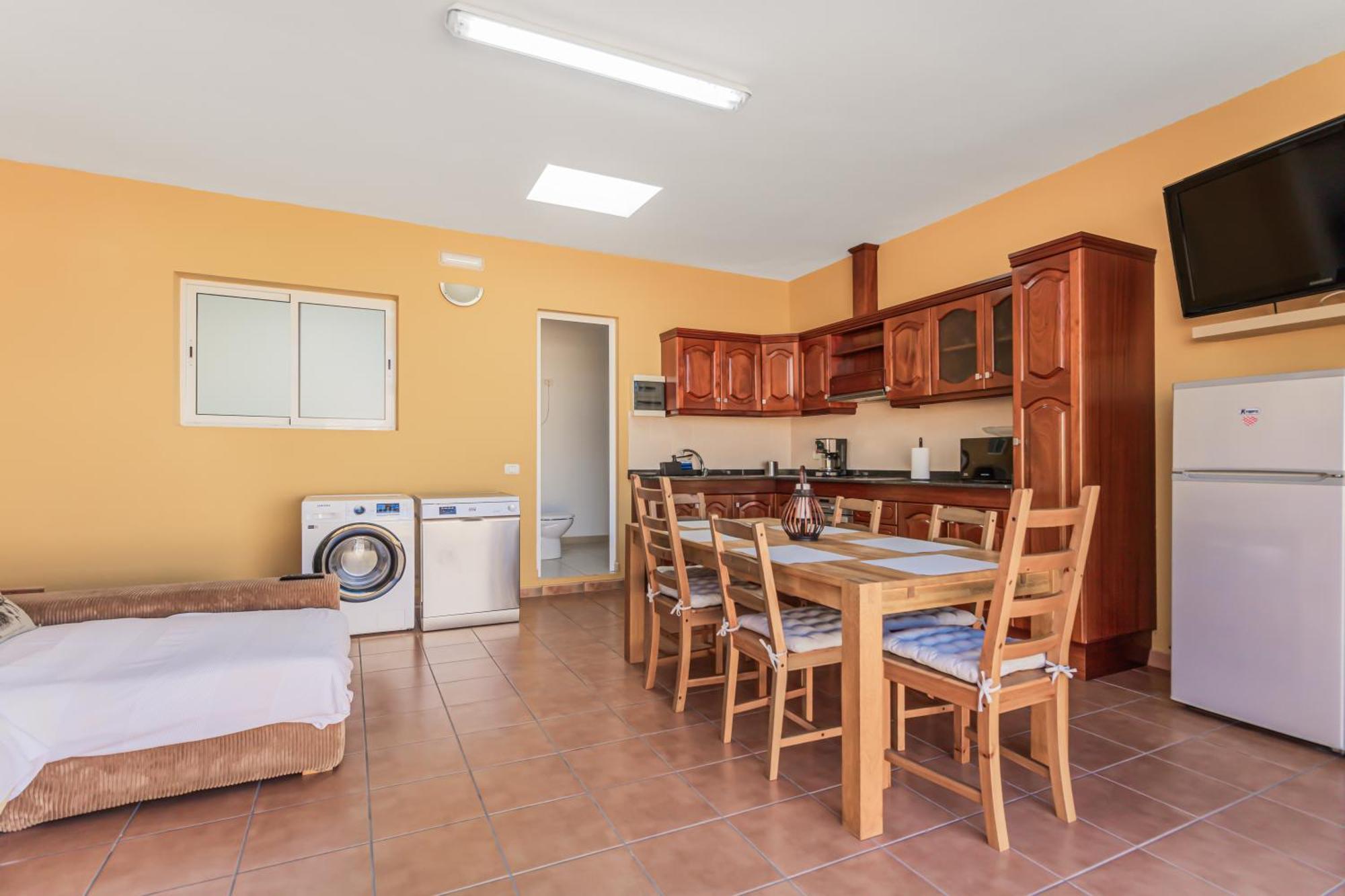 Appartamento Sardina Vista Retreat *