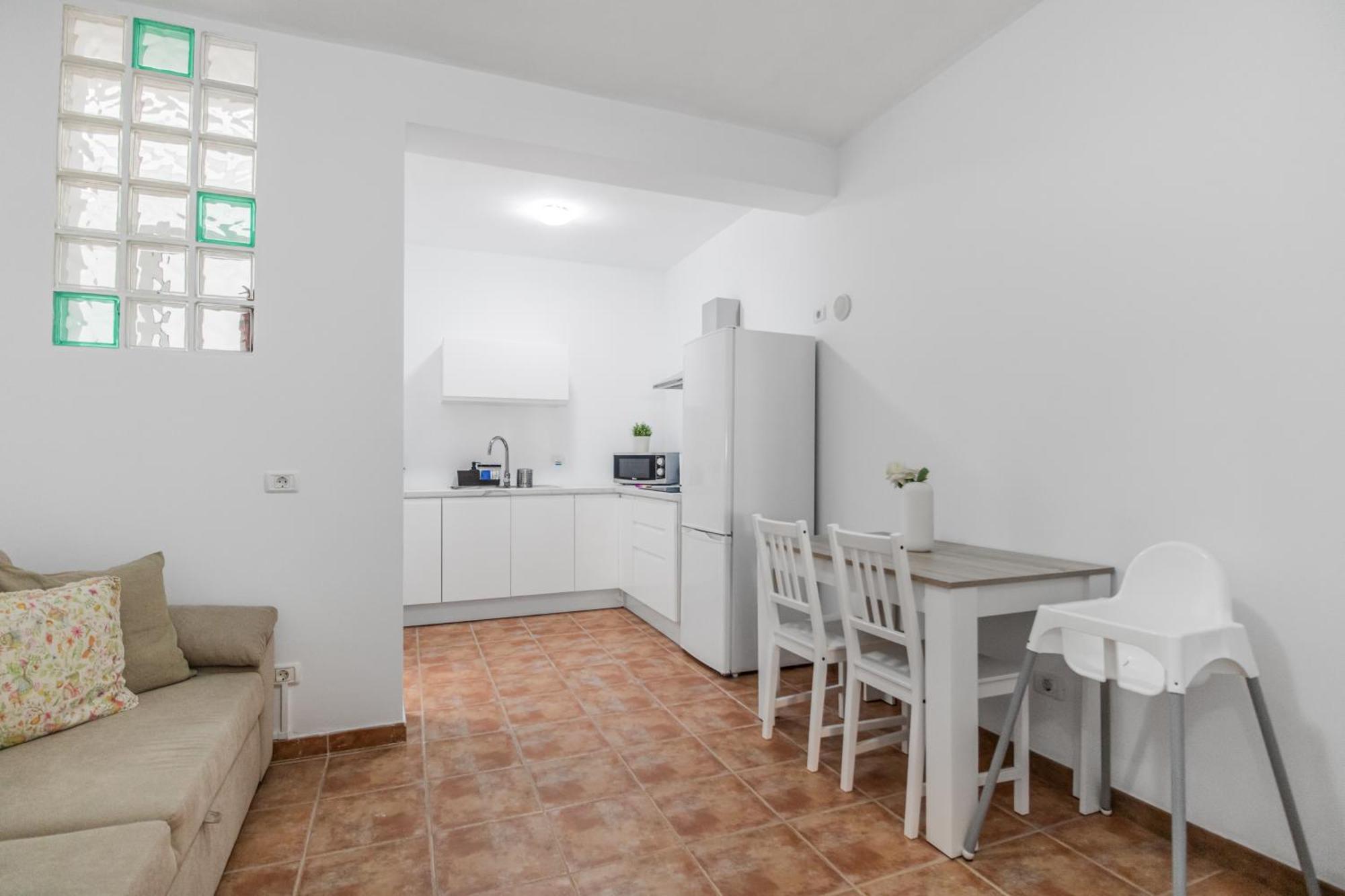 Appartamento Sardina Vista Retreat *
